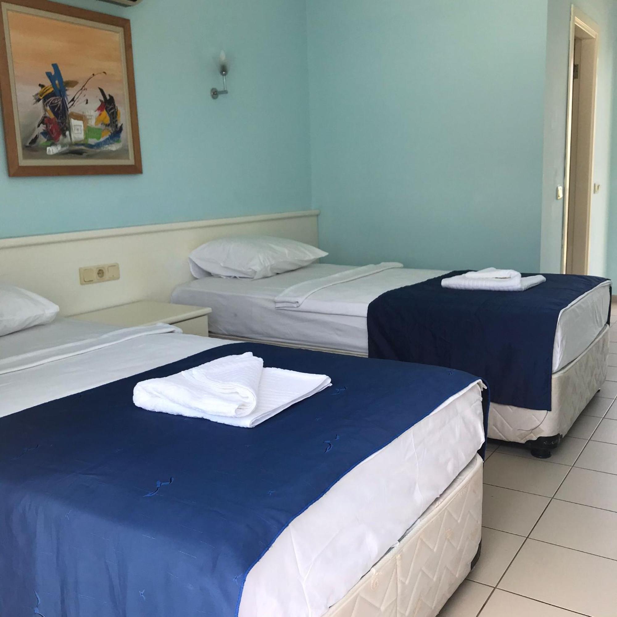 Ares Blue Hotel 4*