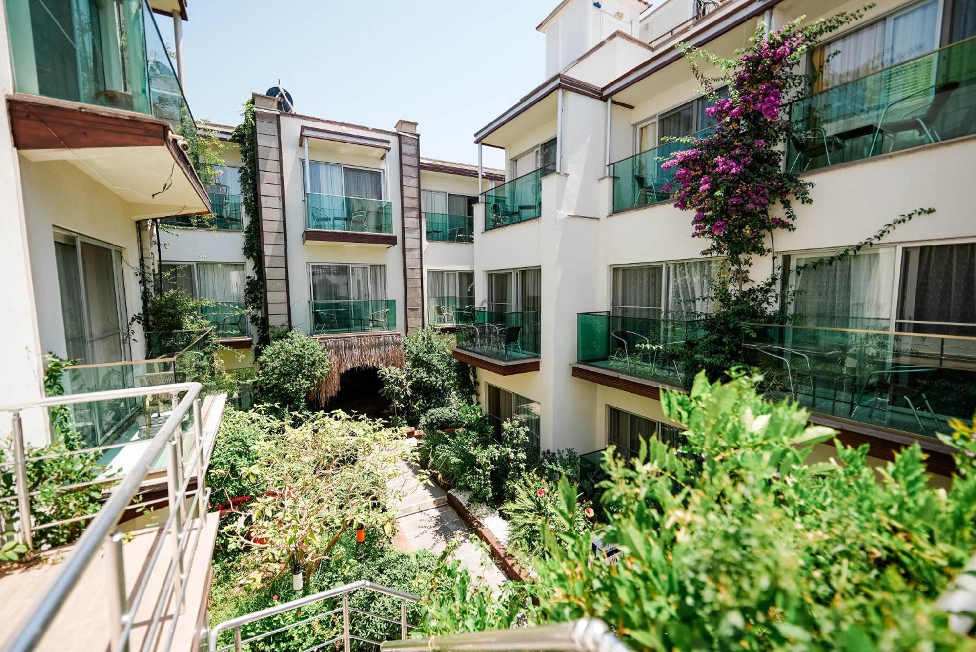 Marin-a & 3* Turgutreis