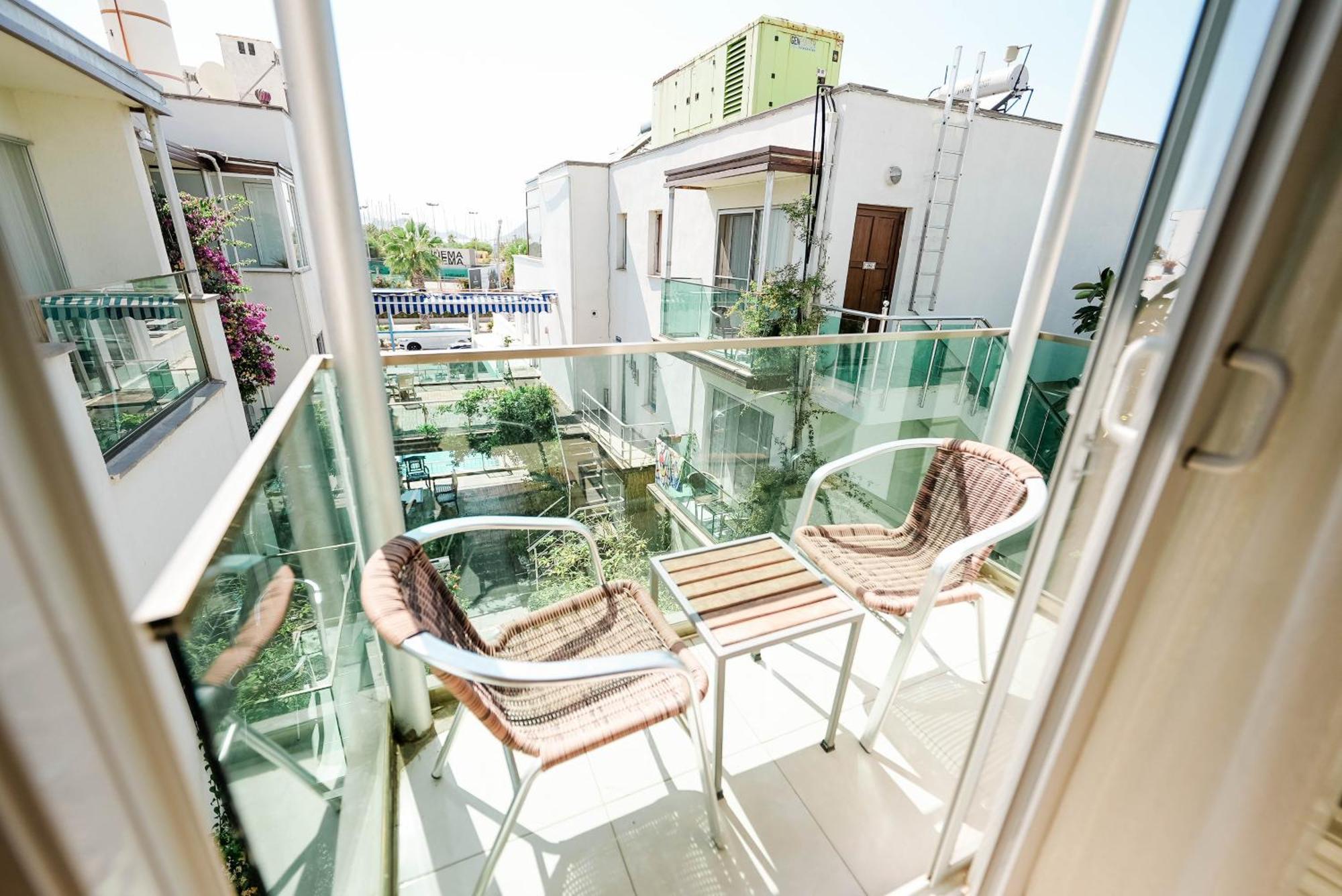 Marin-a & Hotel 3*