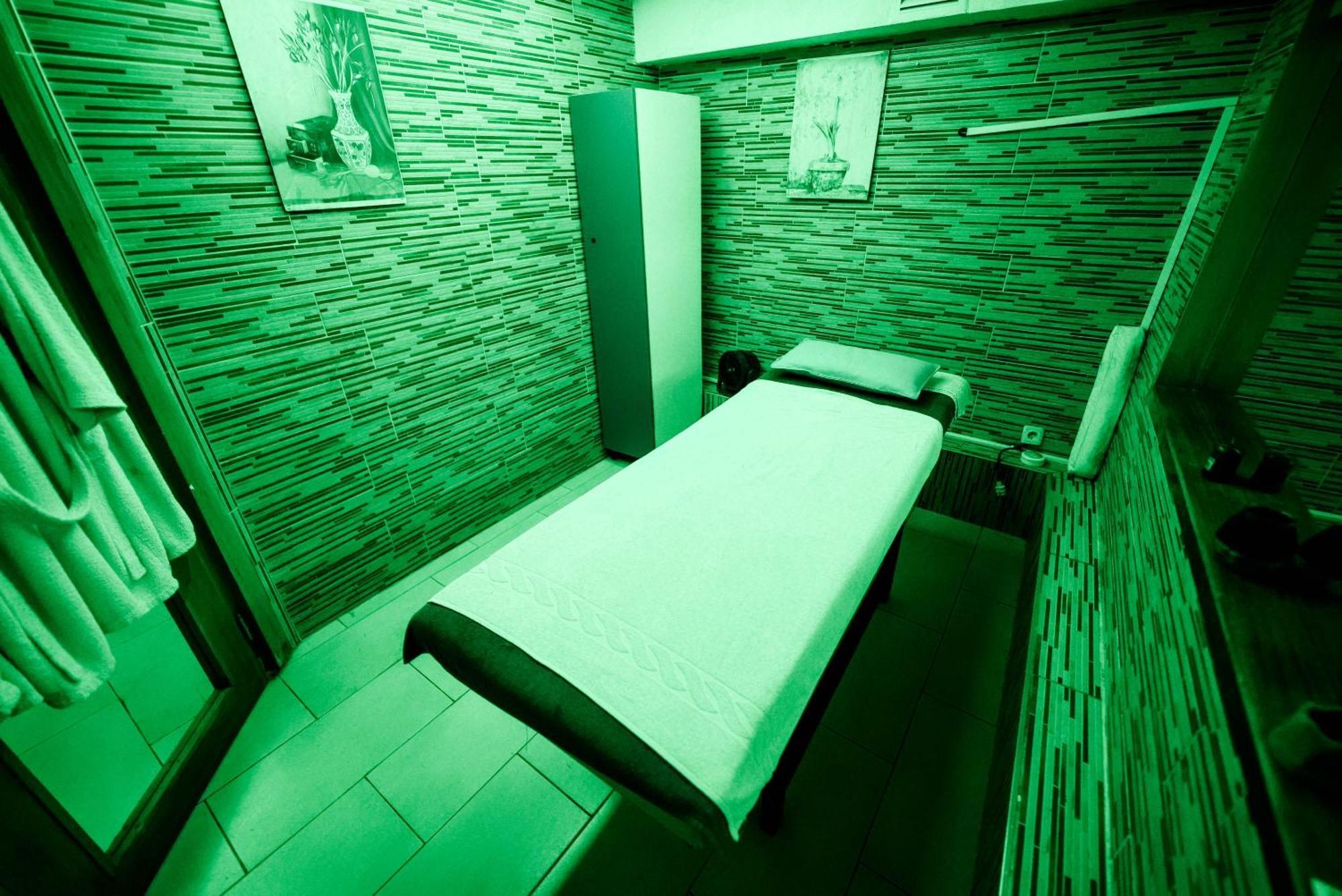 Marin-a & Hotel 3*