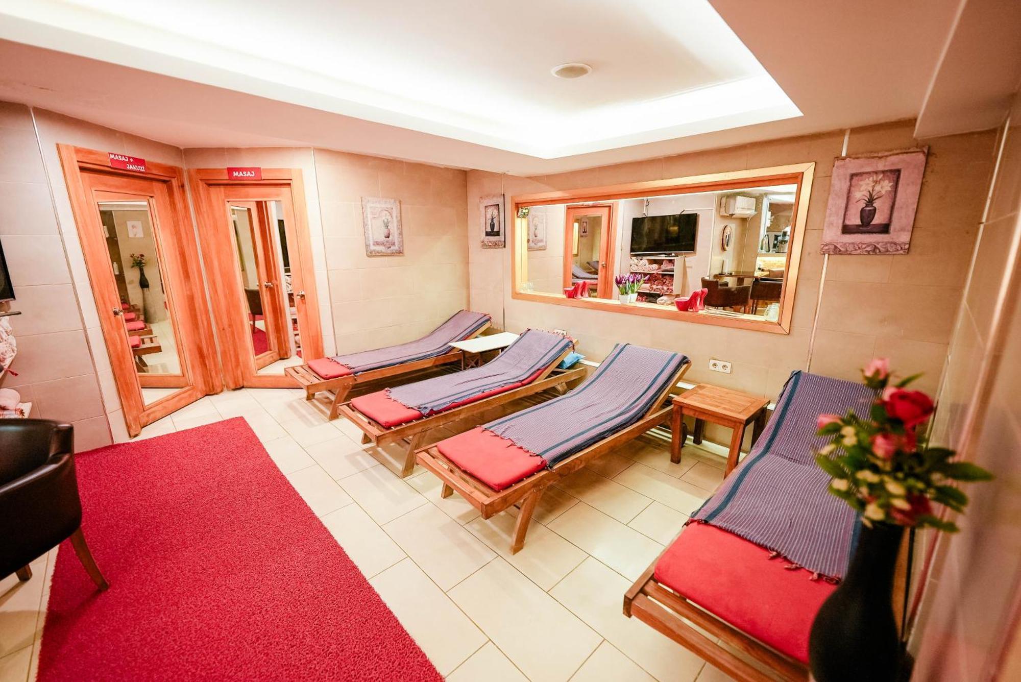 Marin-a & Hotel 3*