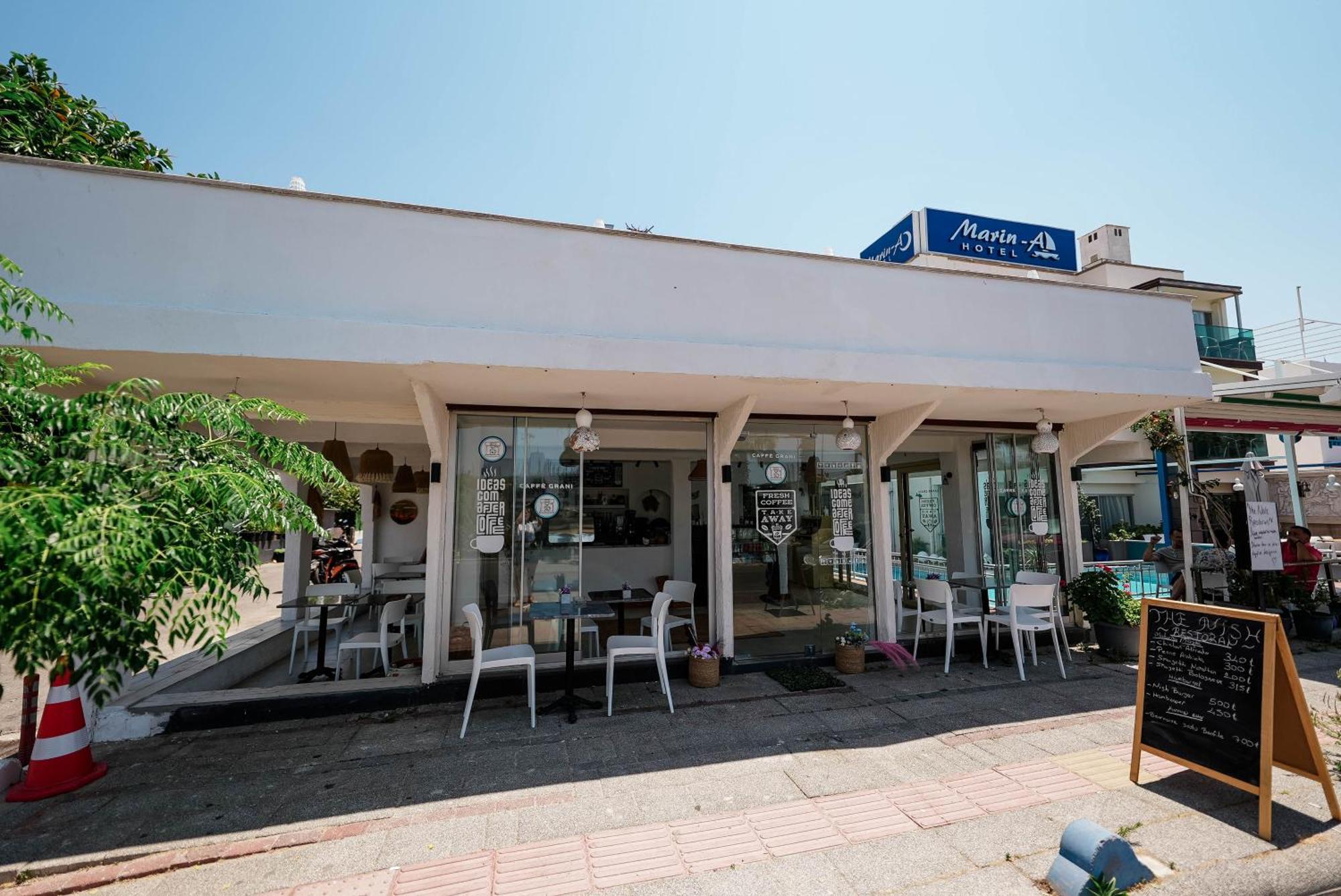 Marin-a & Hotel 3*