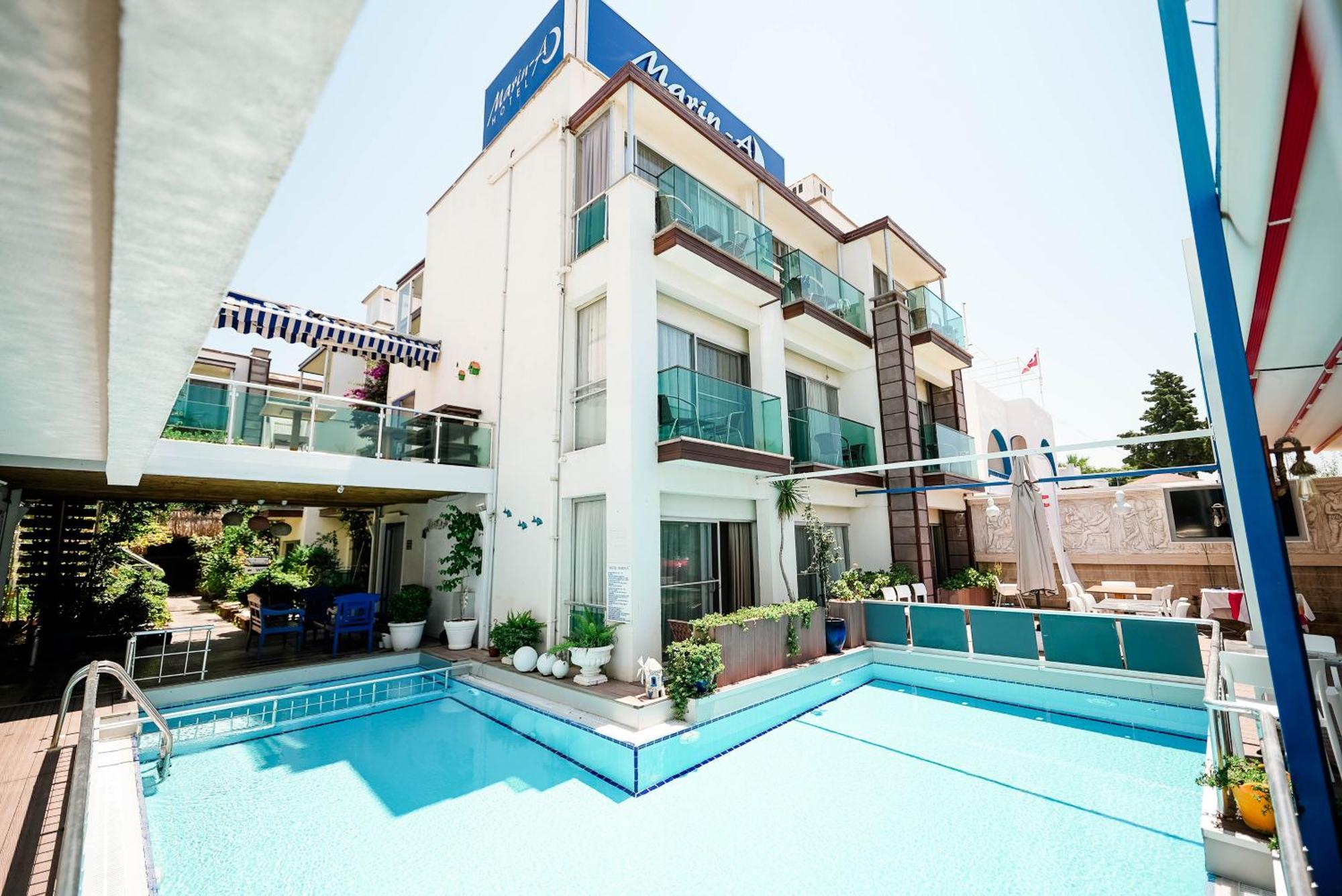 Marin-a & Hotel