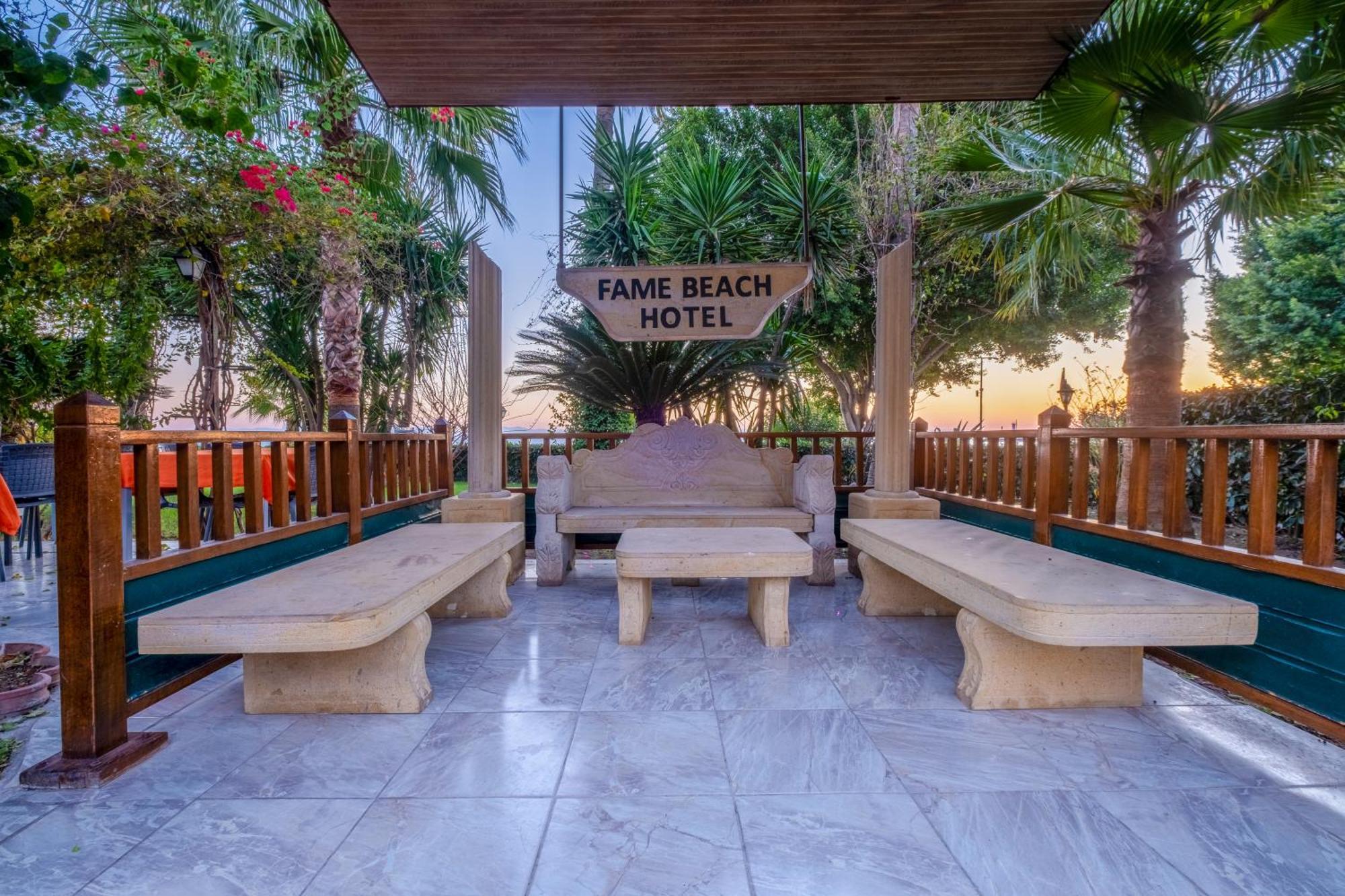 Fame Hotel 2*