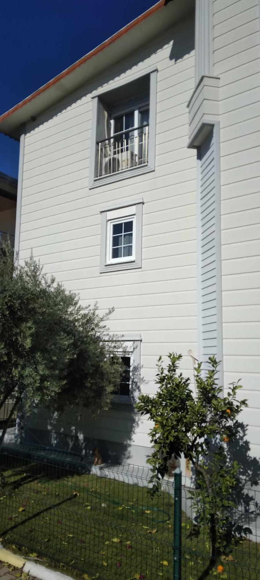 Villalemoon Villa *