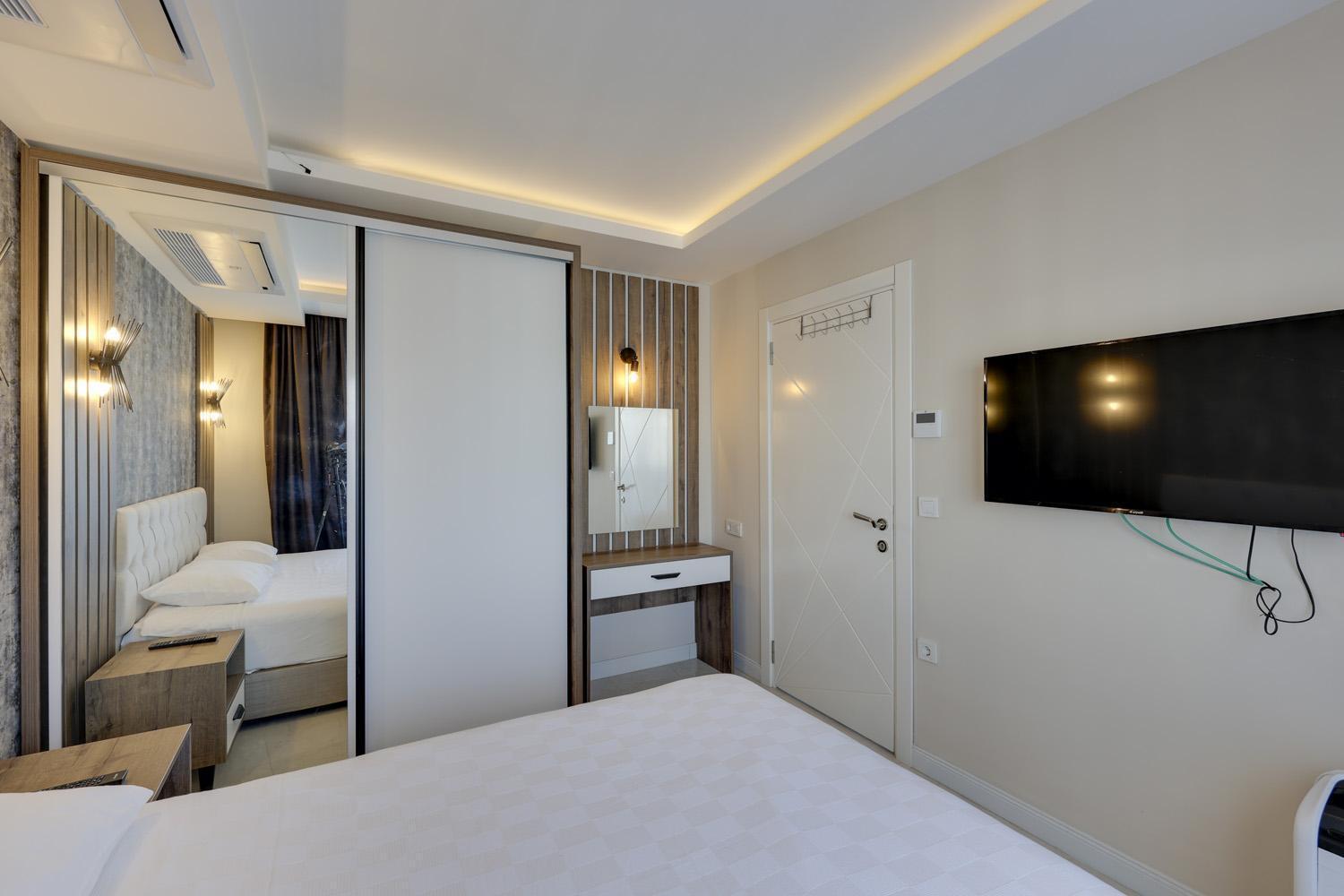 Seasight Hotel