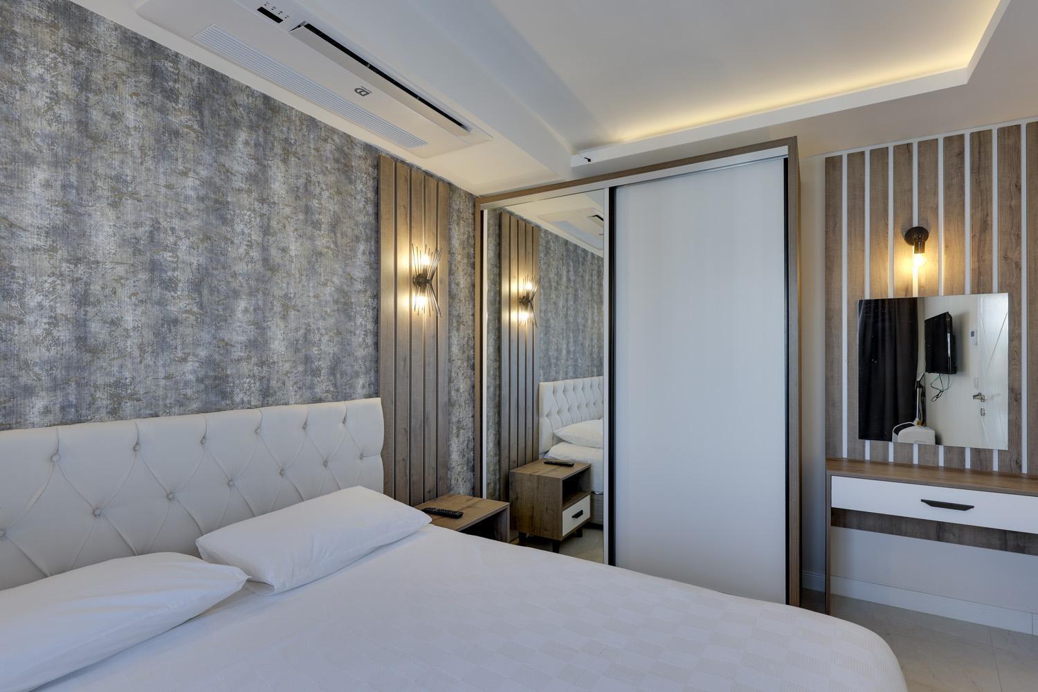 Seasight Hotel