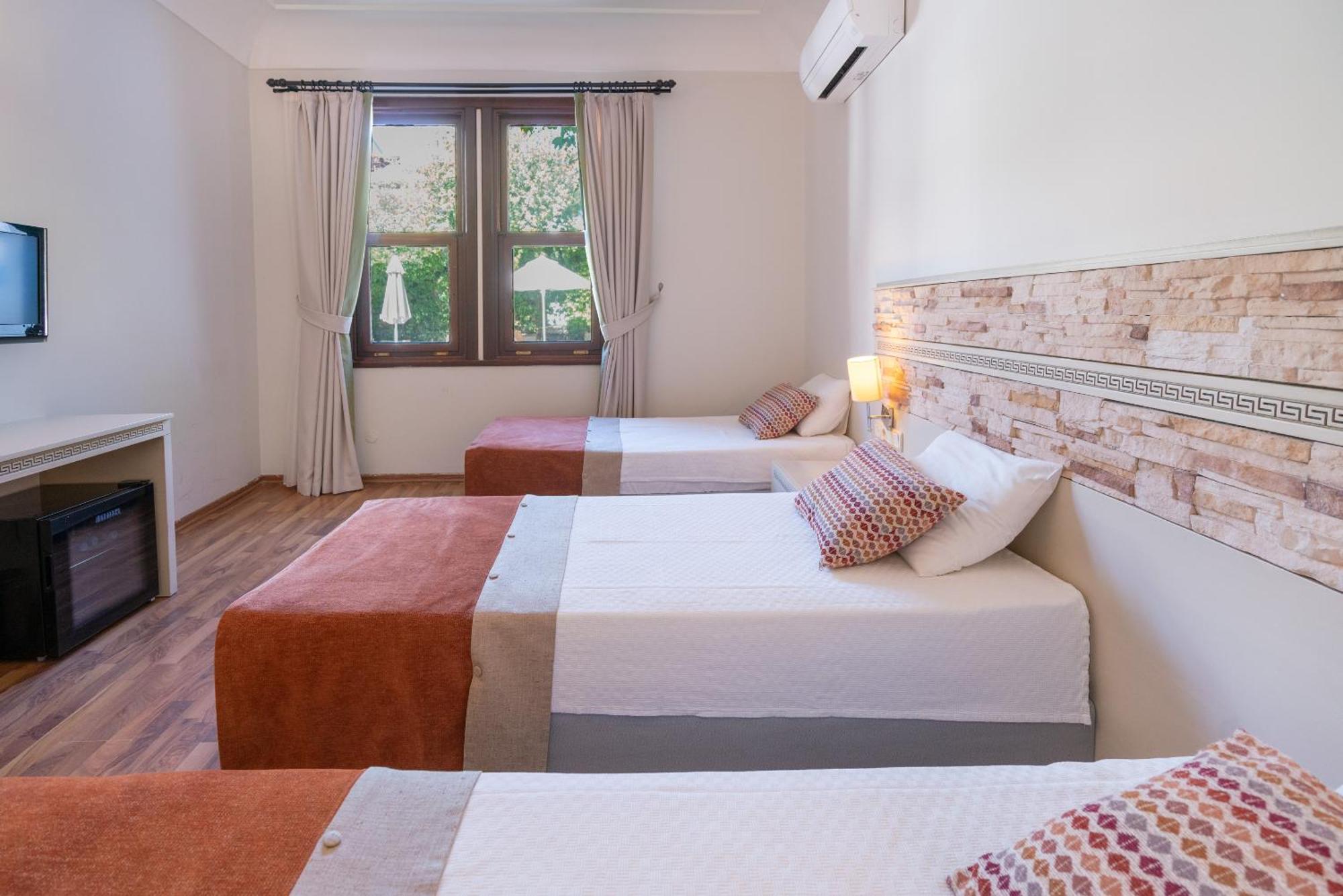 Hotel Aspen Kaleici 4*