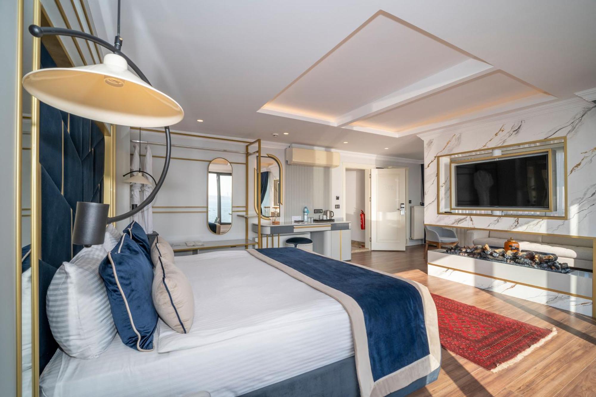 Hotel The Byzantium &