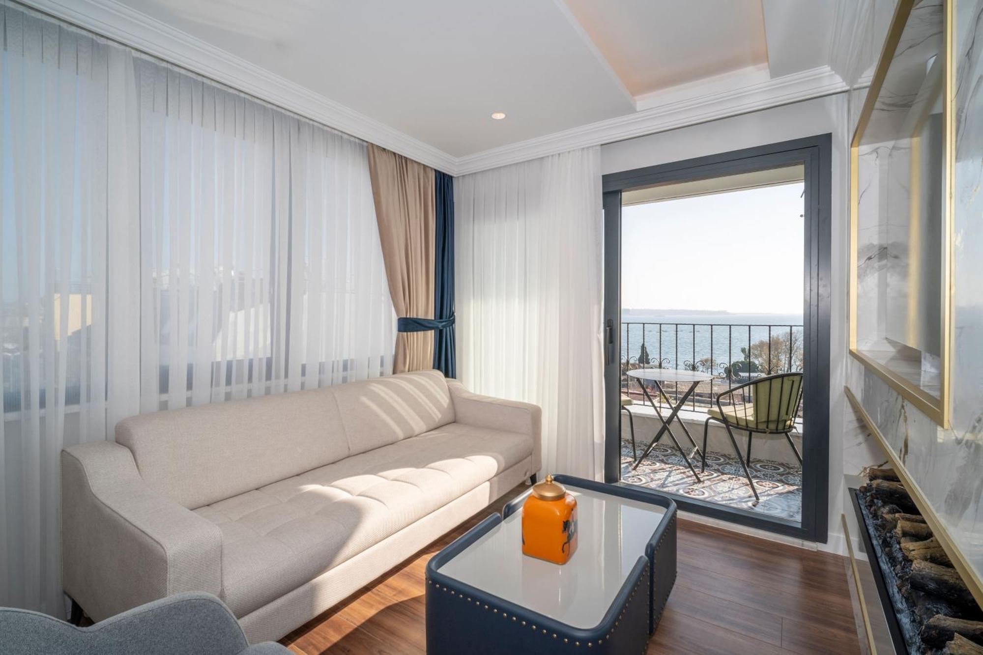 Hotel The Byzantium & 4*