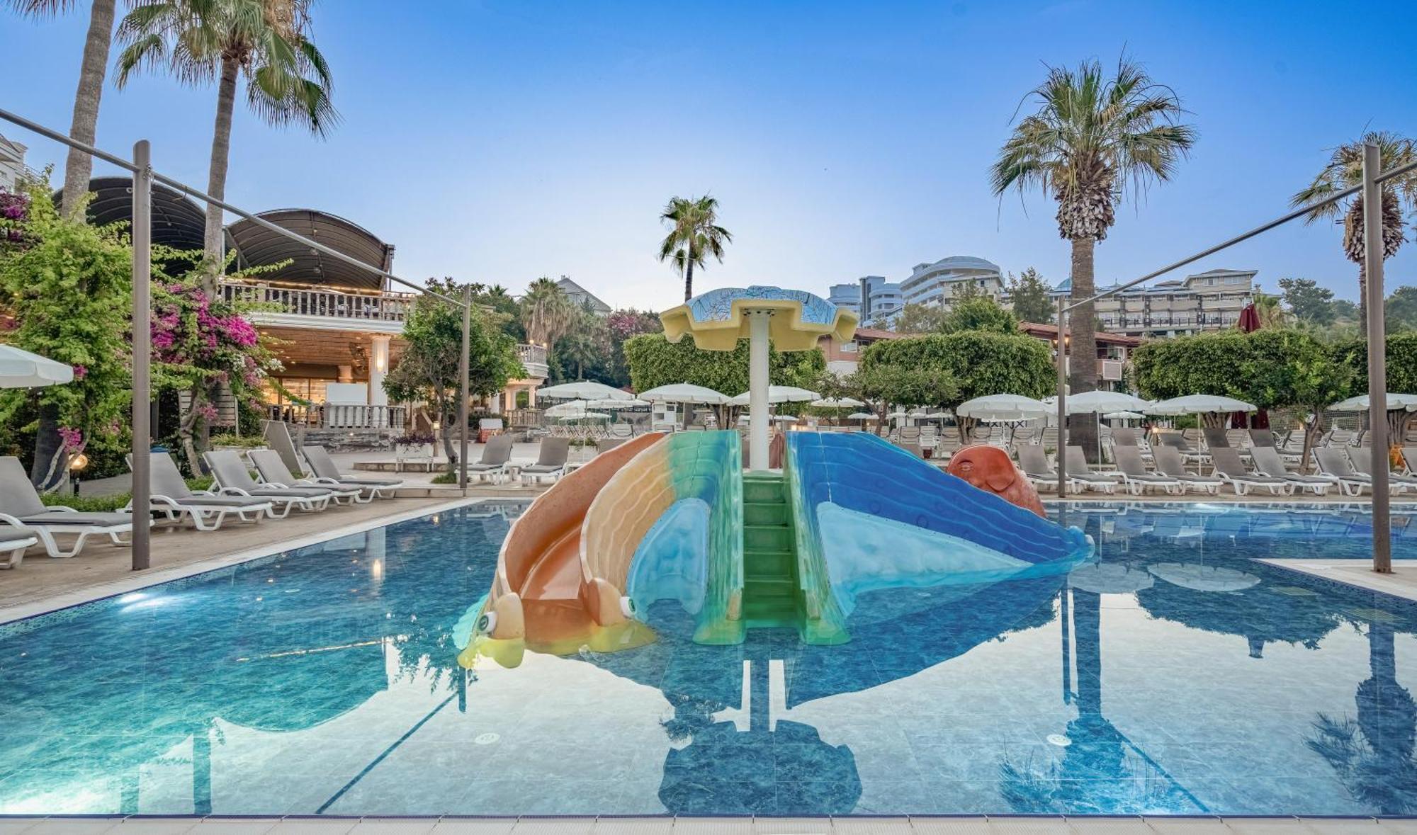 Hotel Justiniano Theodora Okurcalar