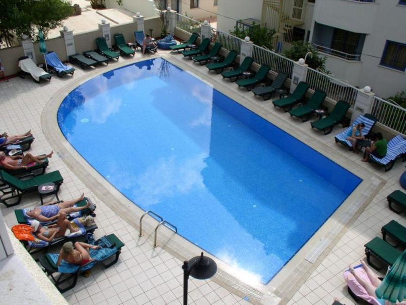 Hotel Almena 3*