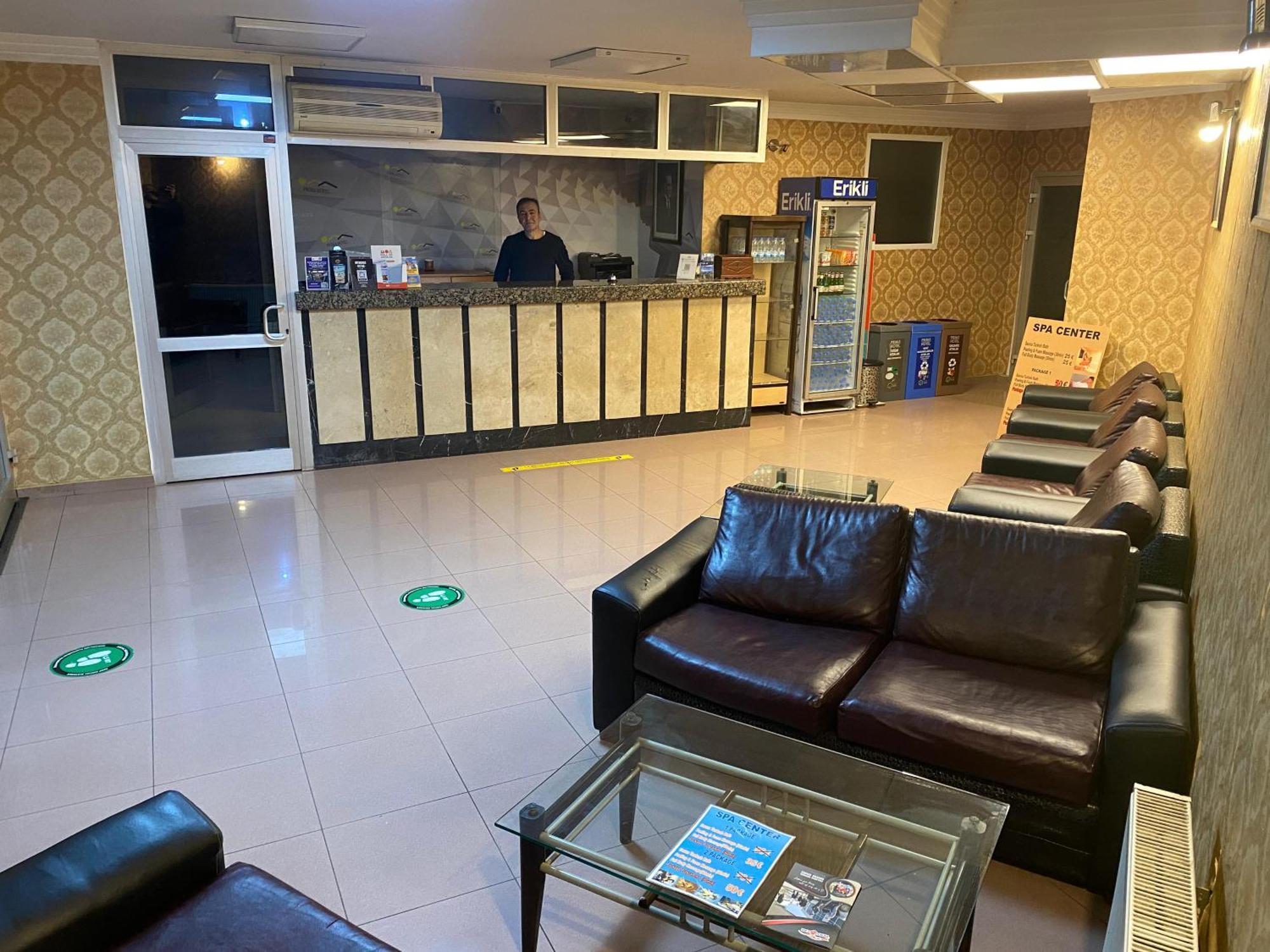 Prima Hotel