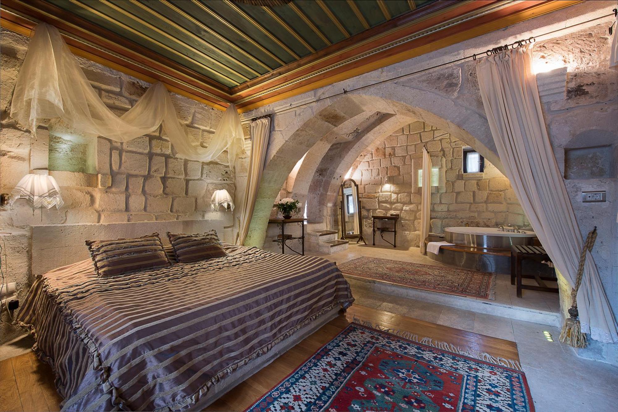 Anatolian Cave & 3*