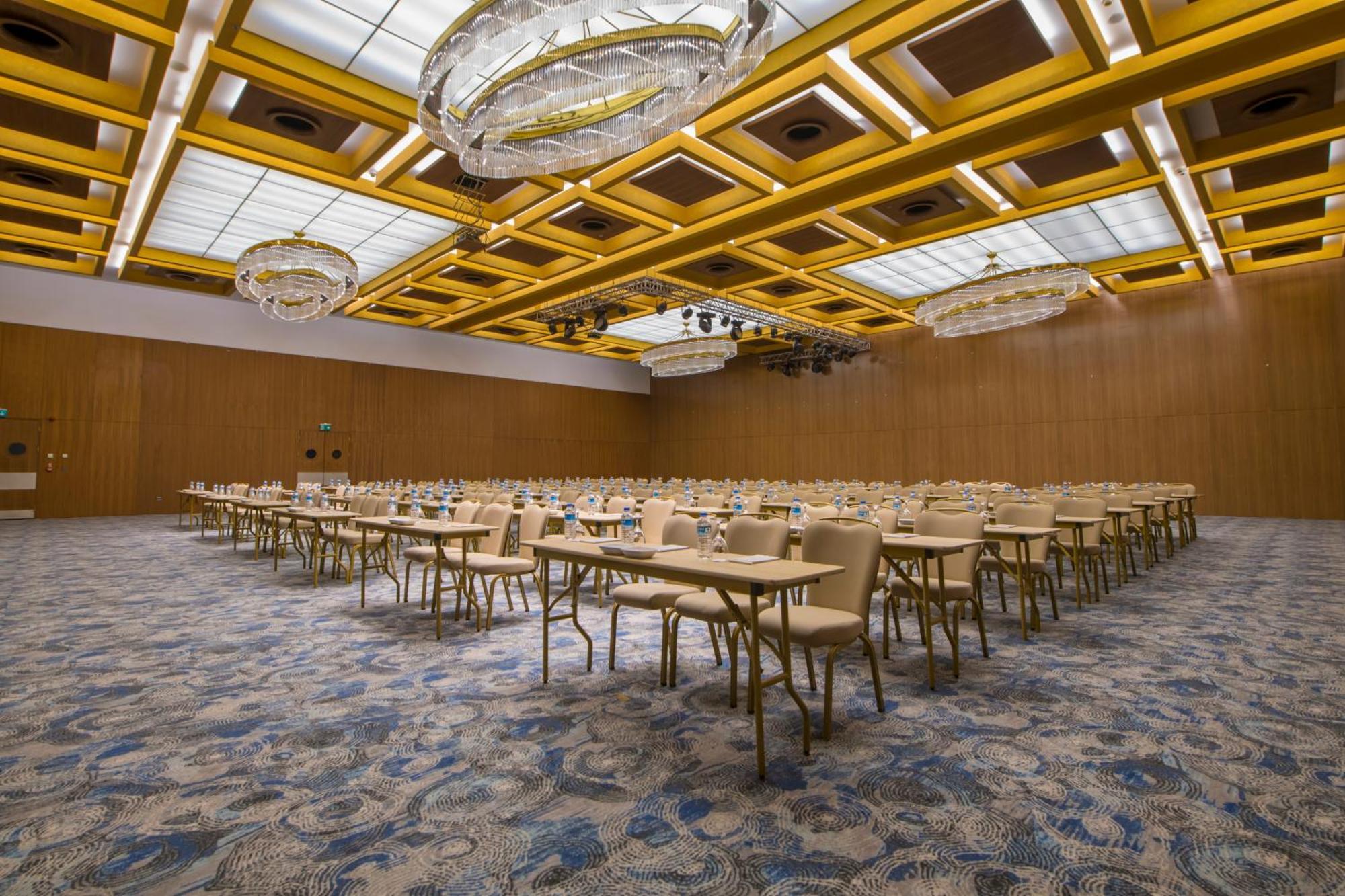 Crowne Plaza By Ihg Hotel Kayseri
