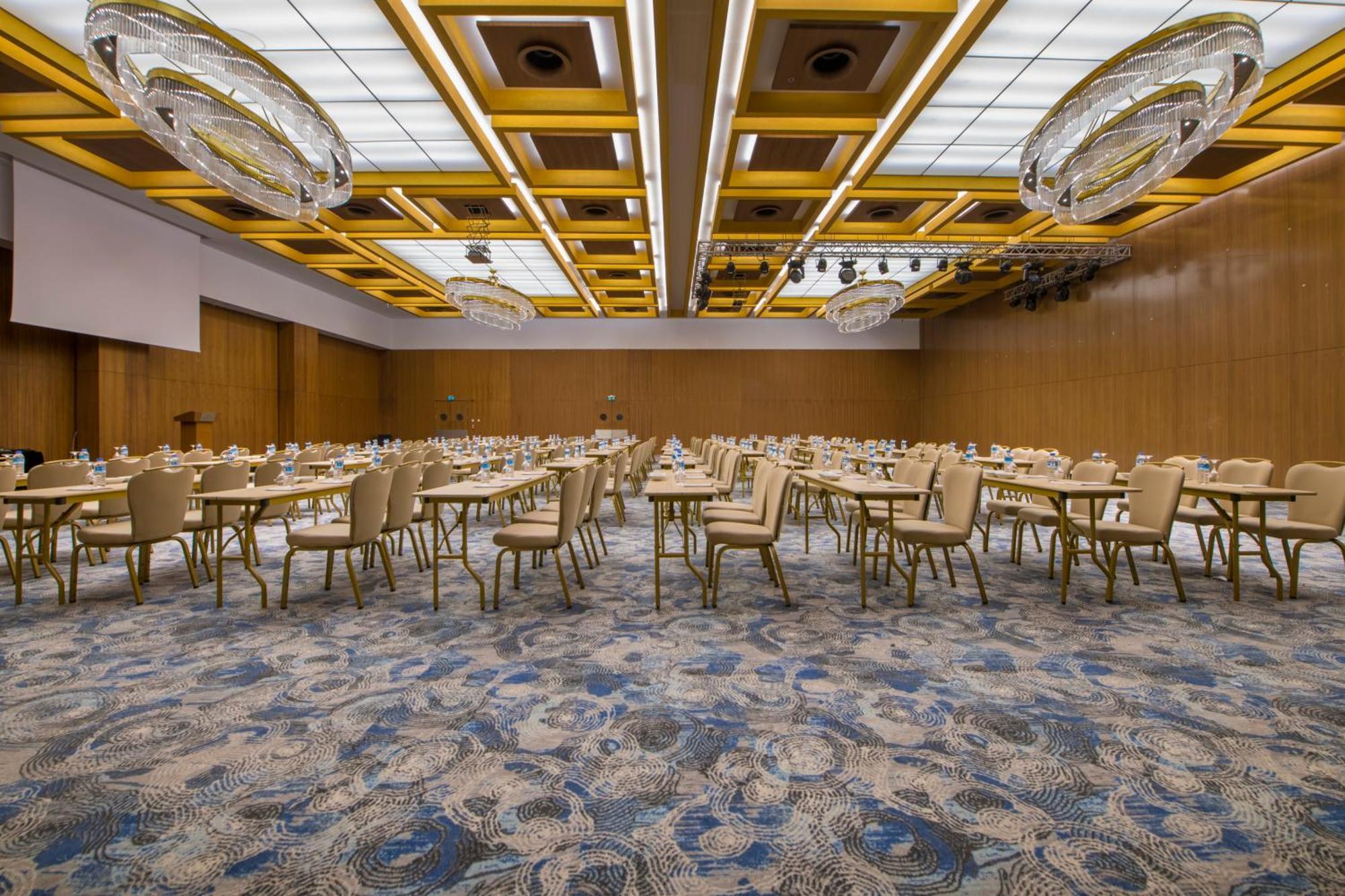 Crowne Plaza By Ihg 5* Kayseri