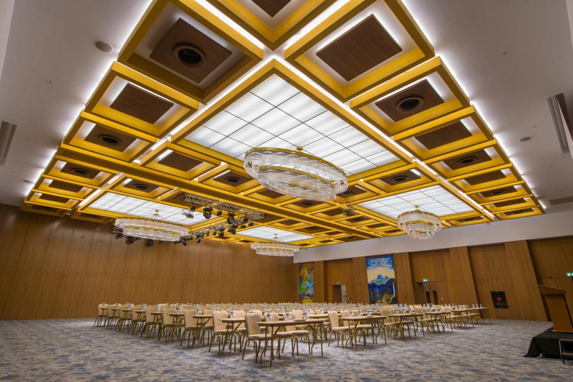 Hotel Crowne Plaza By Ihg