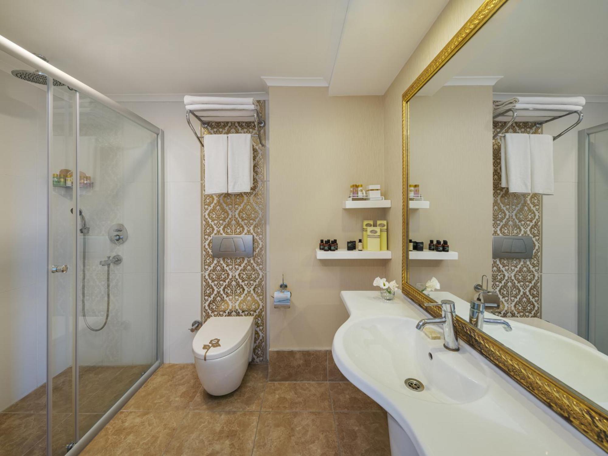 Adin 5* Avsallar
