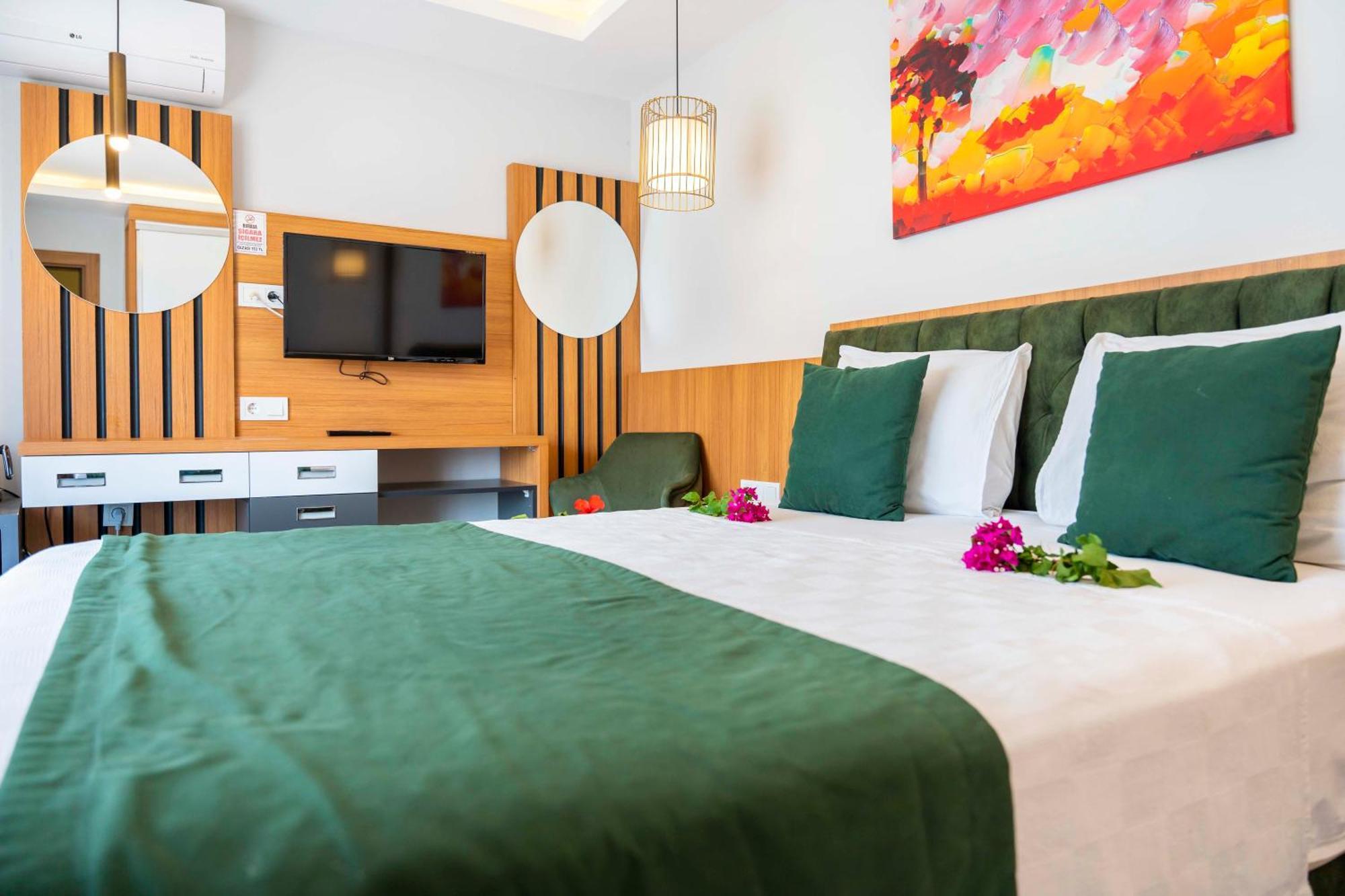 Mogons Exclusive Kalkan