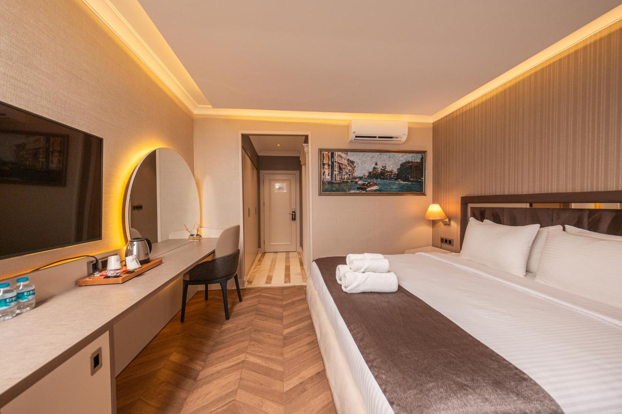 Mq Hotel