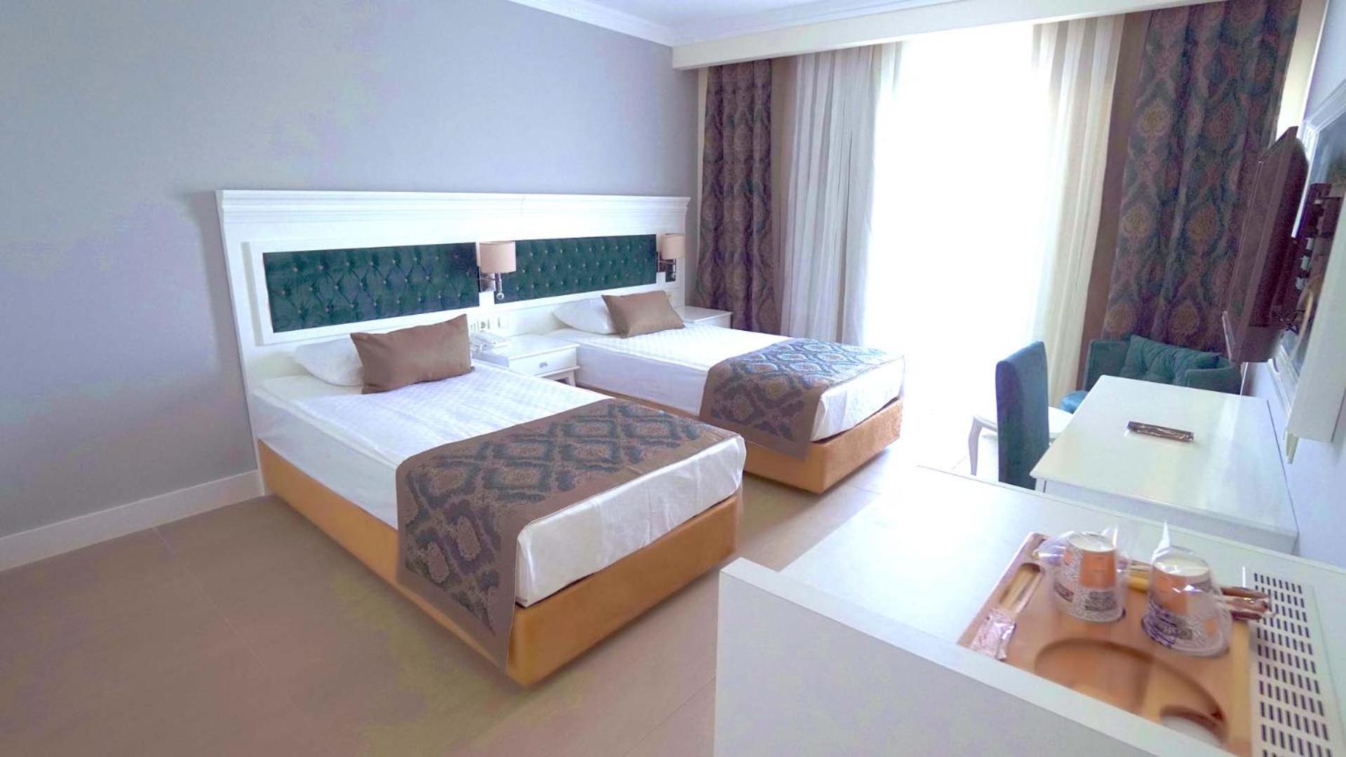 Dream World Palace Hotel Colakli