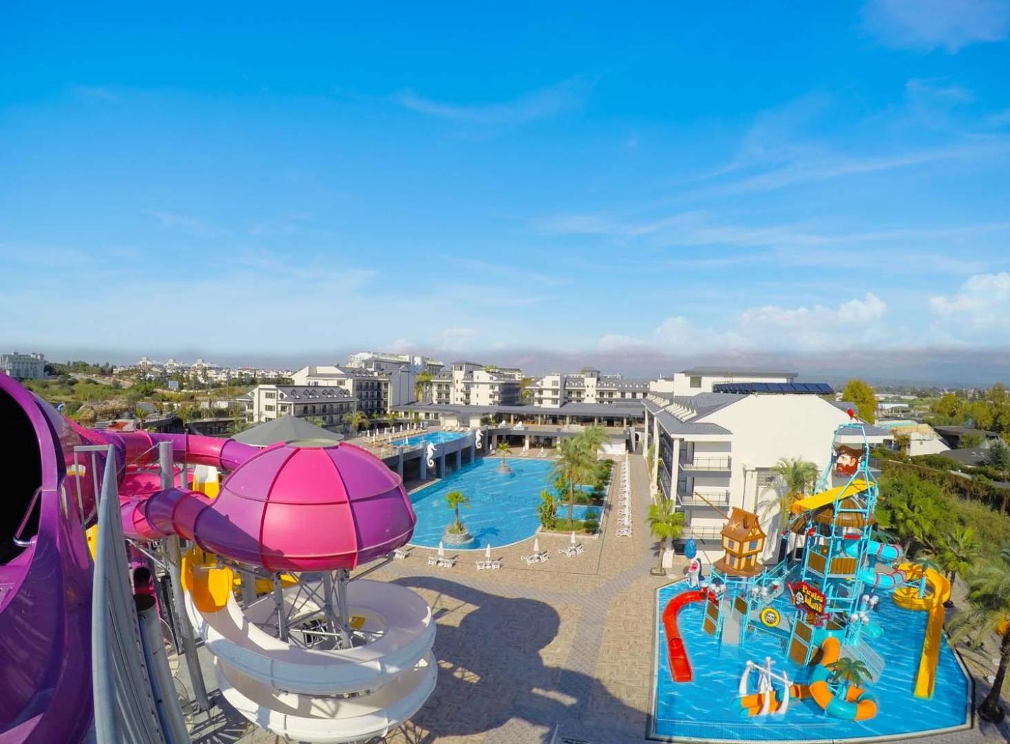 Hotel Dream World Palace 5*