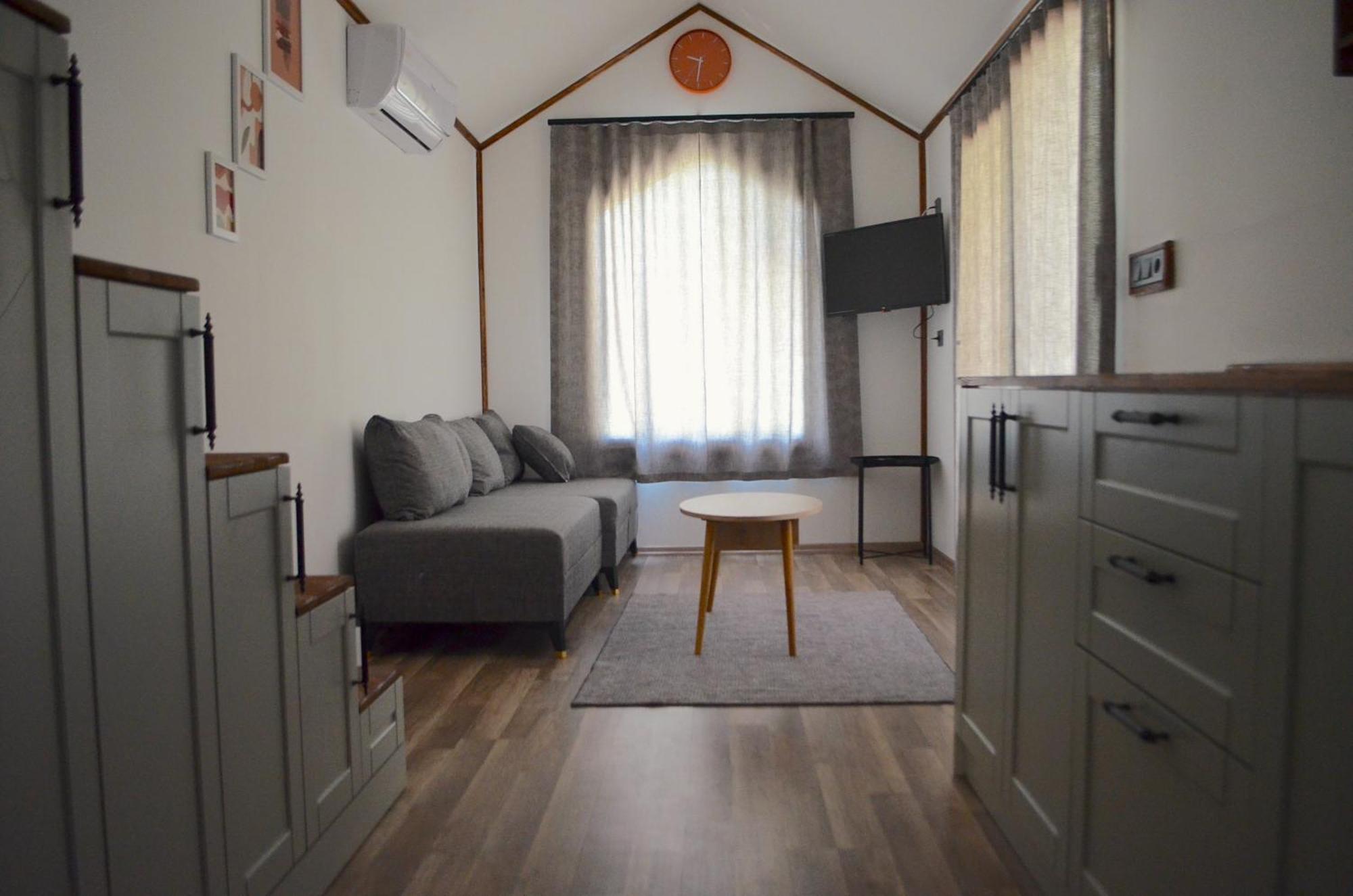 Yueksel Tiny House