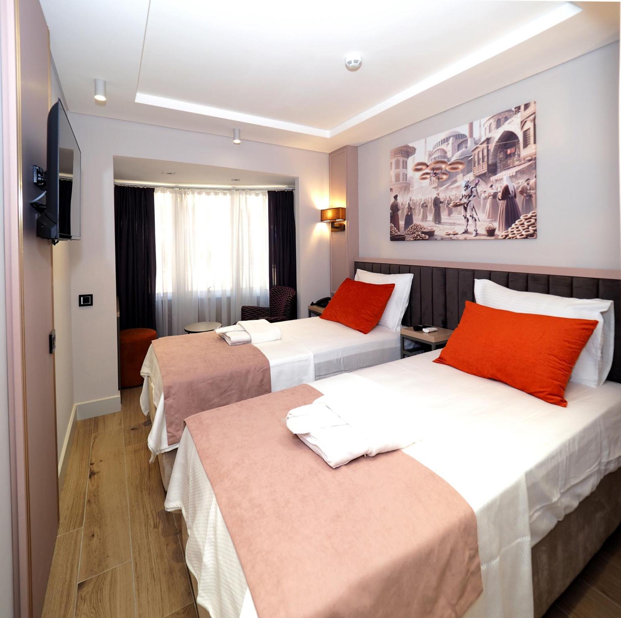 Premium Old Hotel