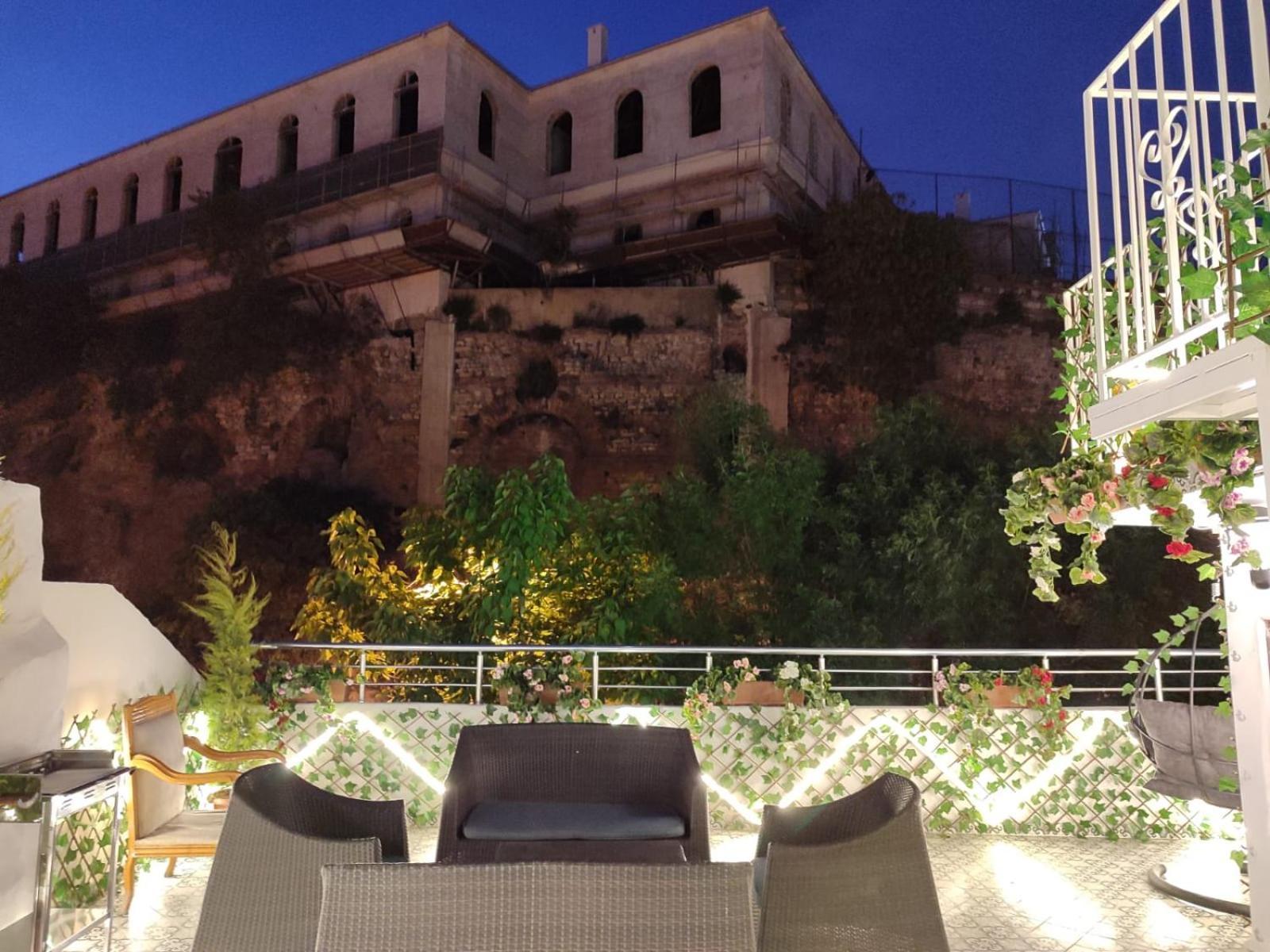Aparthotel Grand Bella *