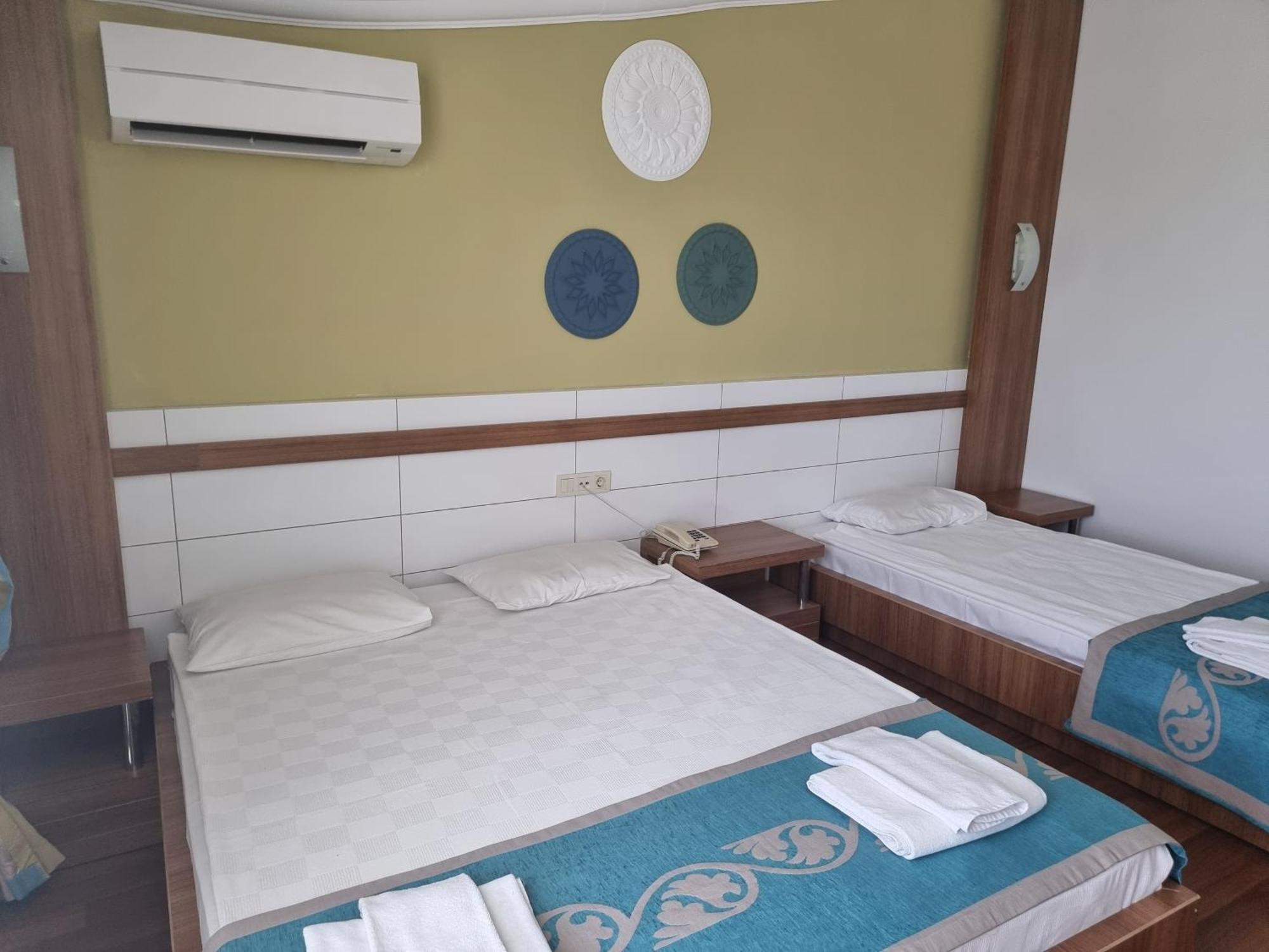 Hotel Luca Side