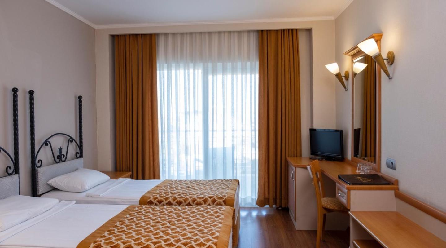Hotel Pine House By Werde 4*