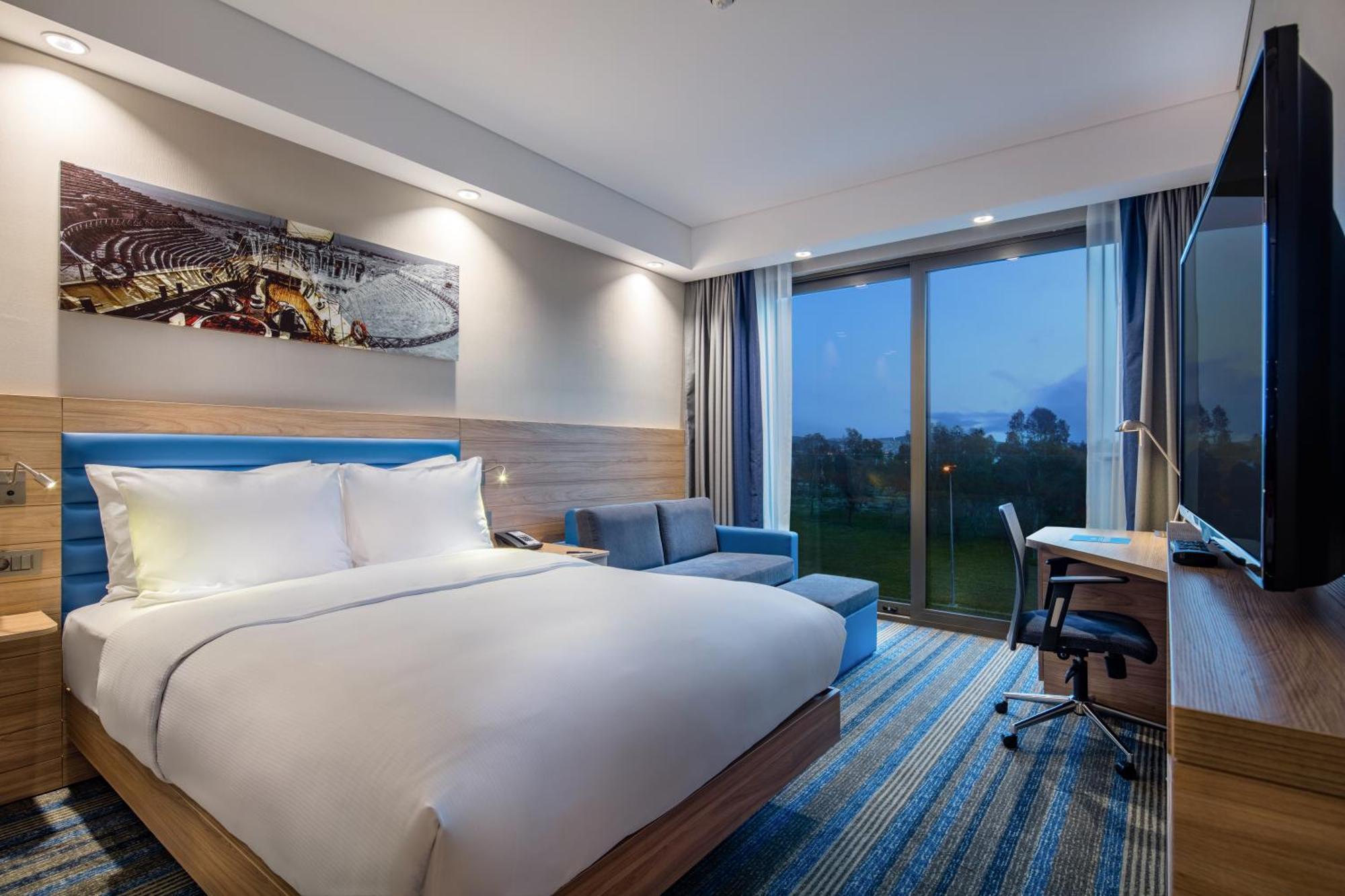 Hotel Hampton By Hilton Izmir Aliaga