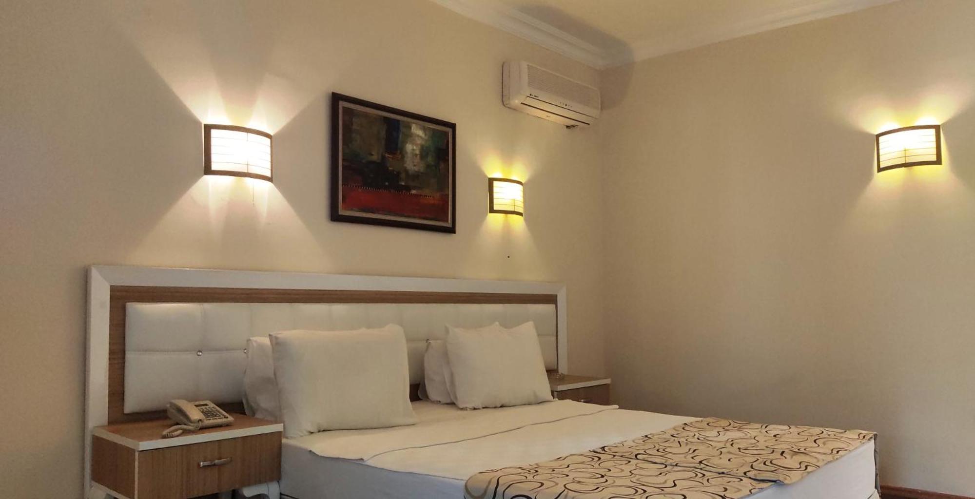 Phoenix Sun Hotel 3*
