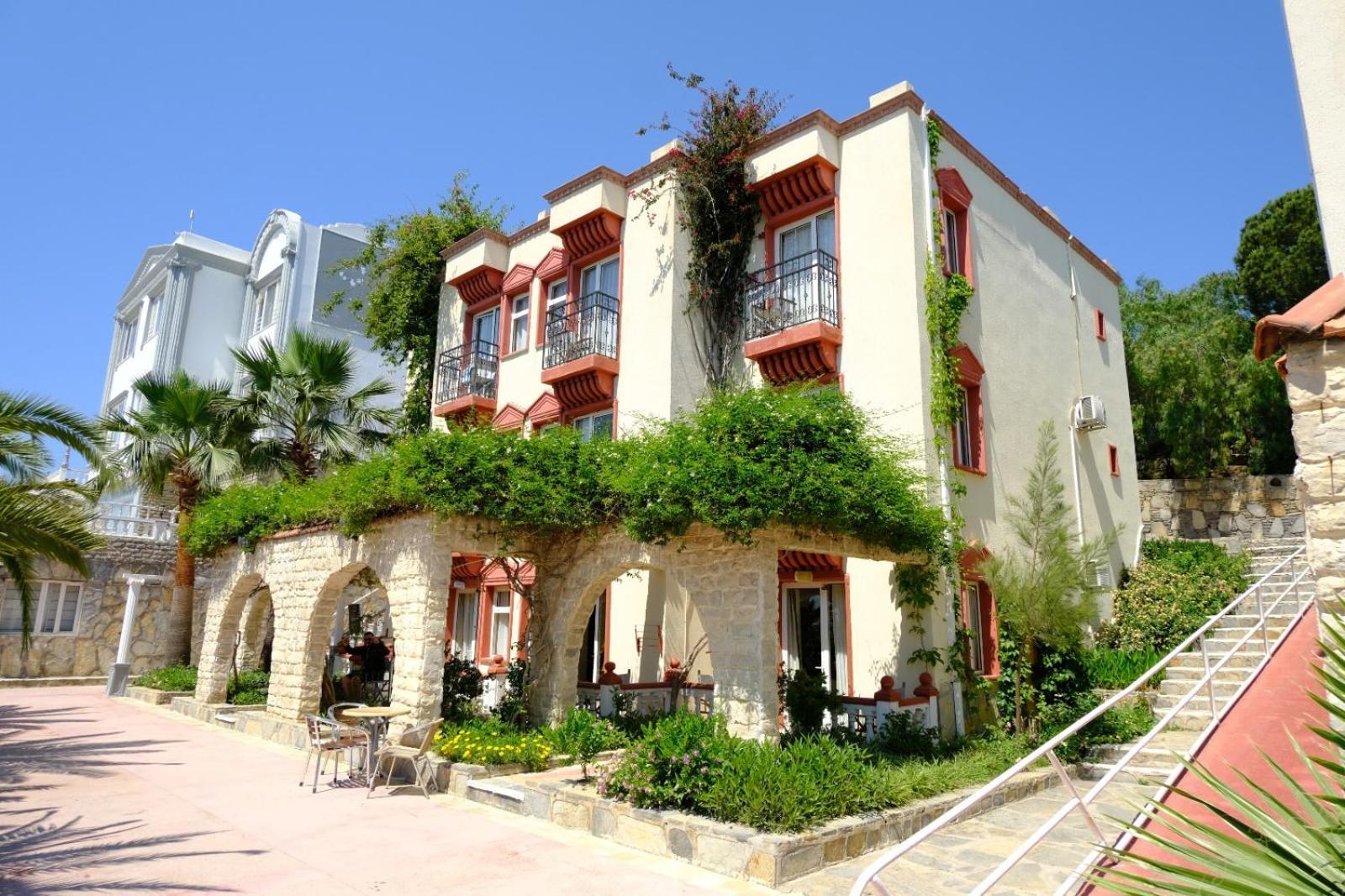 Phoenix Sun Hotel 3*