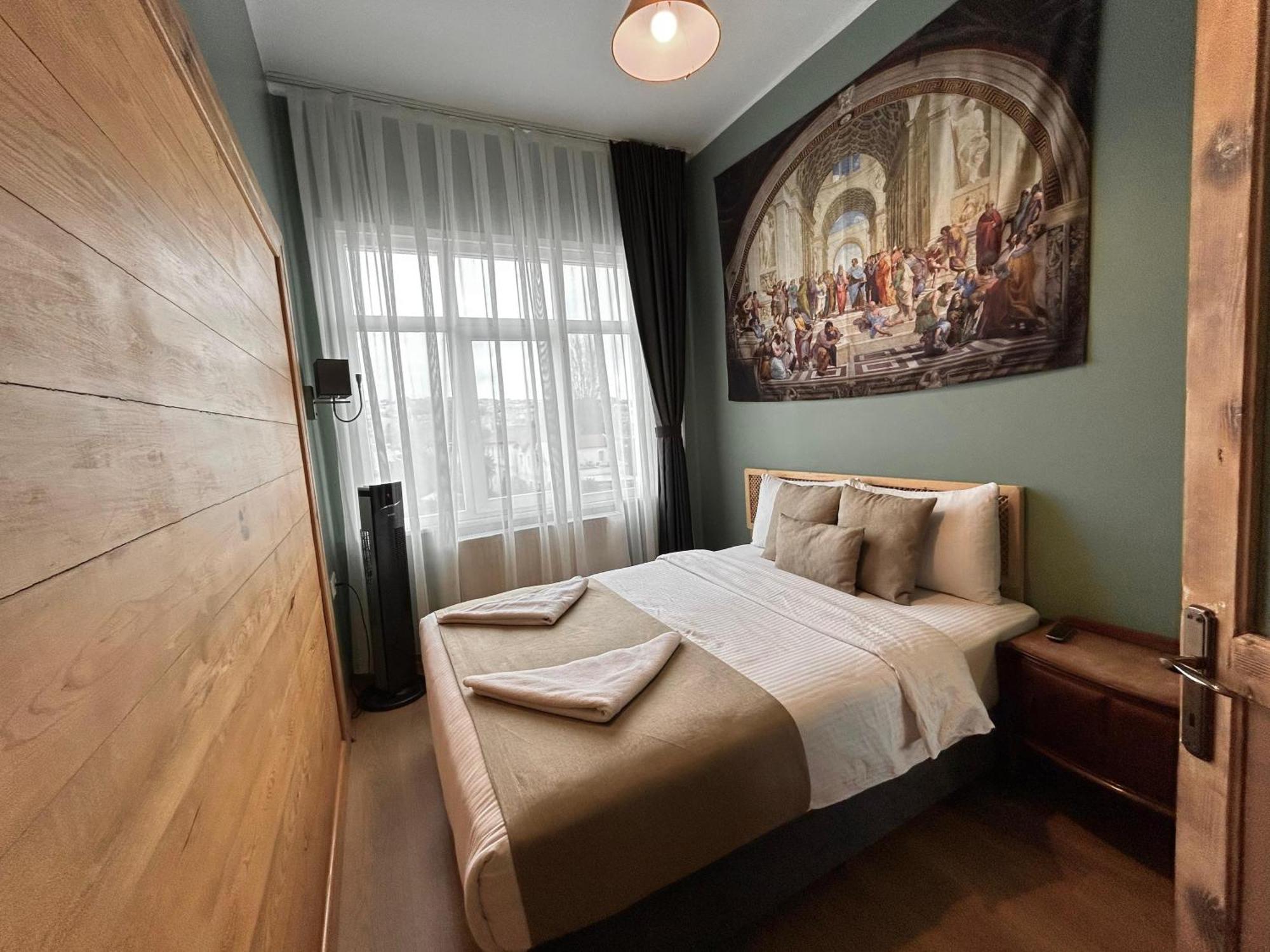 Waterfront By The Tram - Private Terrace With Dome & Golden Horn View In Fatih Holiday home *
