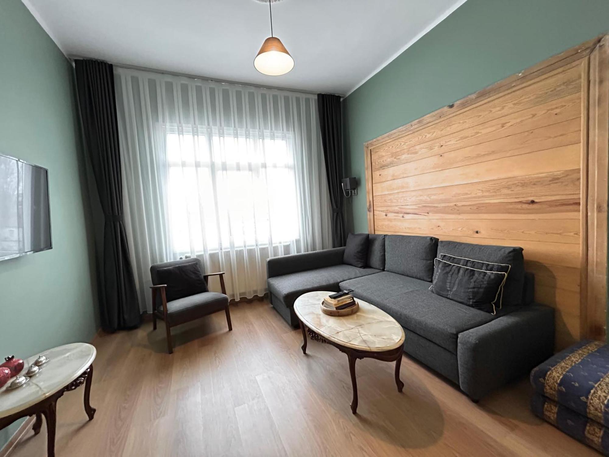 Waterfront By The Tram - Private Terrace With Dome & Golden Horn View In Fatih Holiday home *