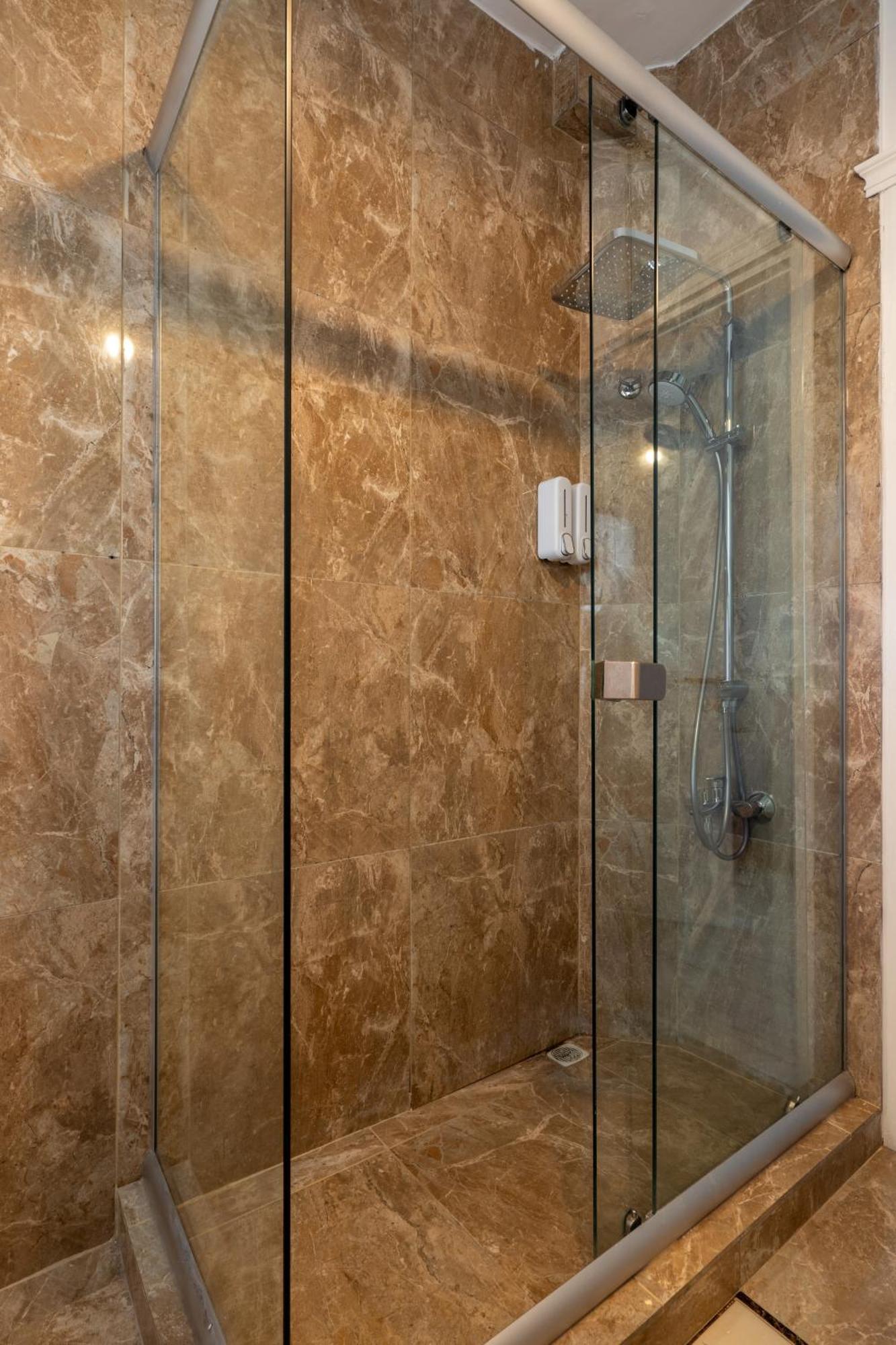 Apartment Epic Escape Homes Adalar
