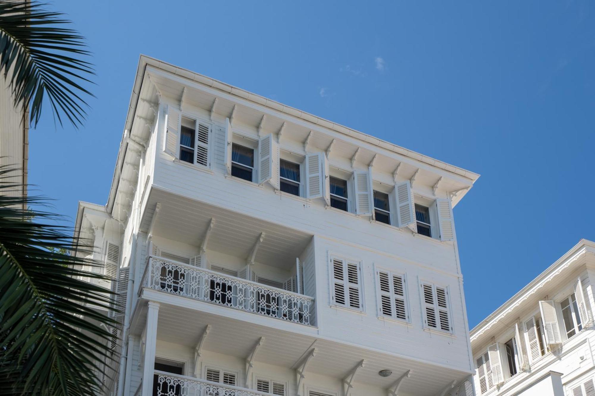 Apartment Epic Escape Homes Adalar