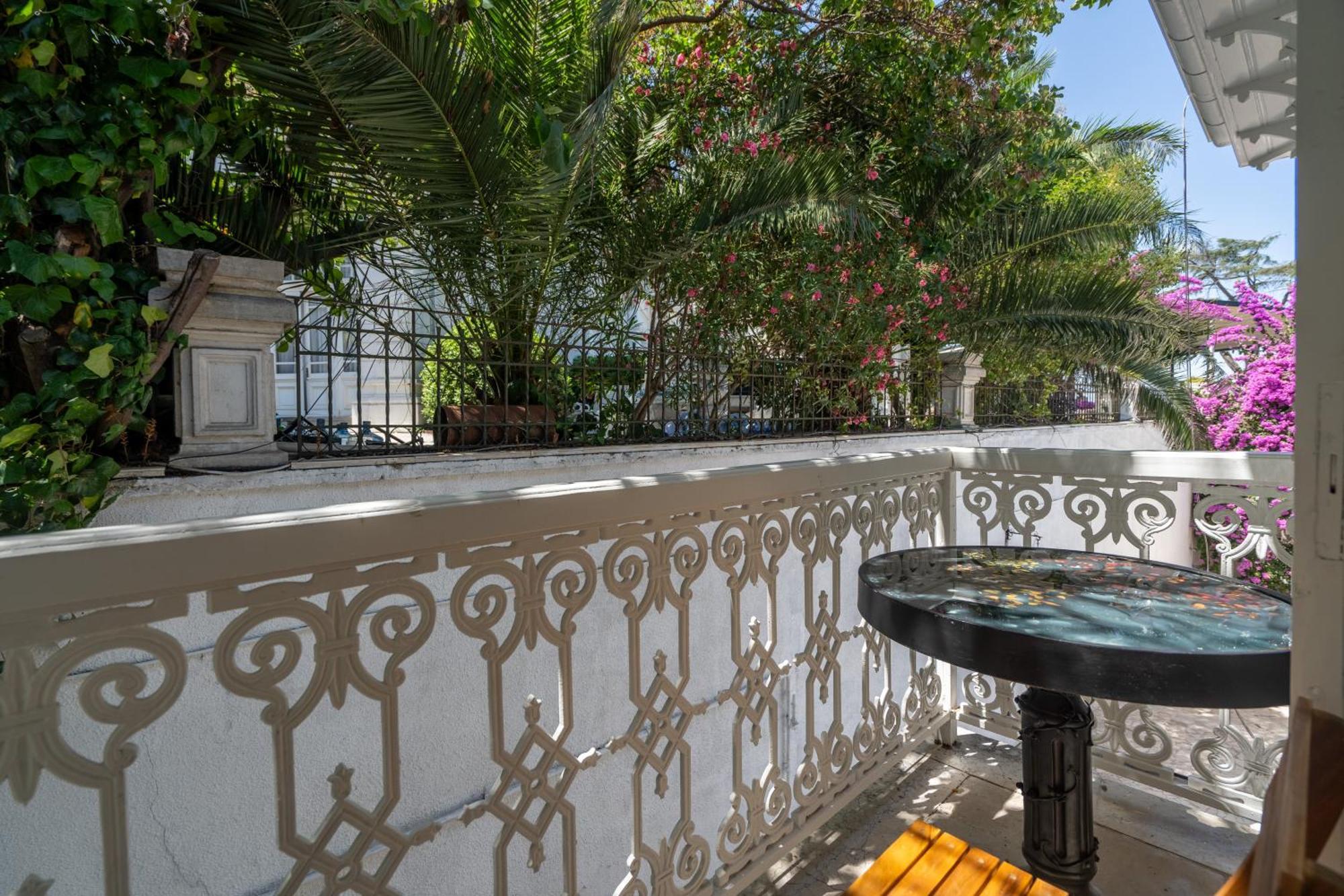 Epic Escape Homes Apartment Adalar