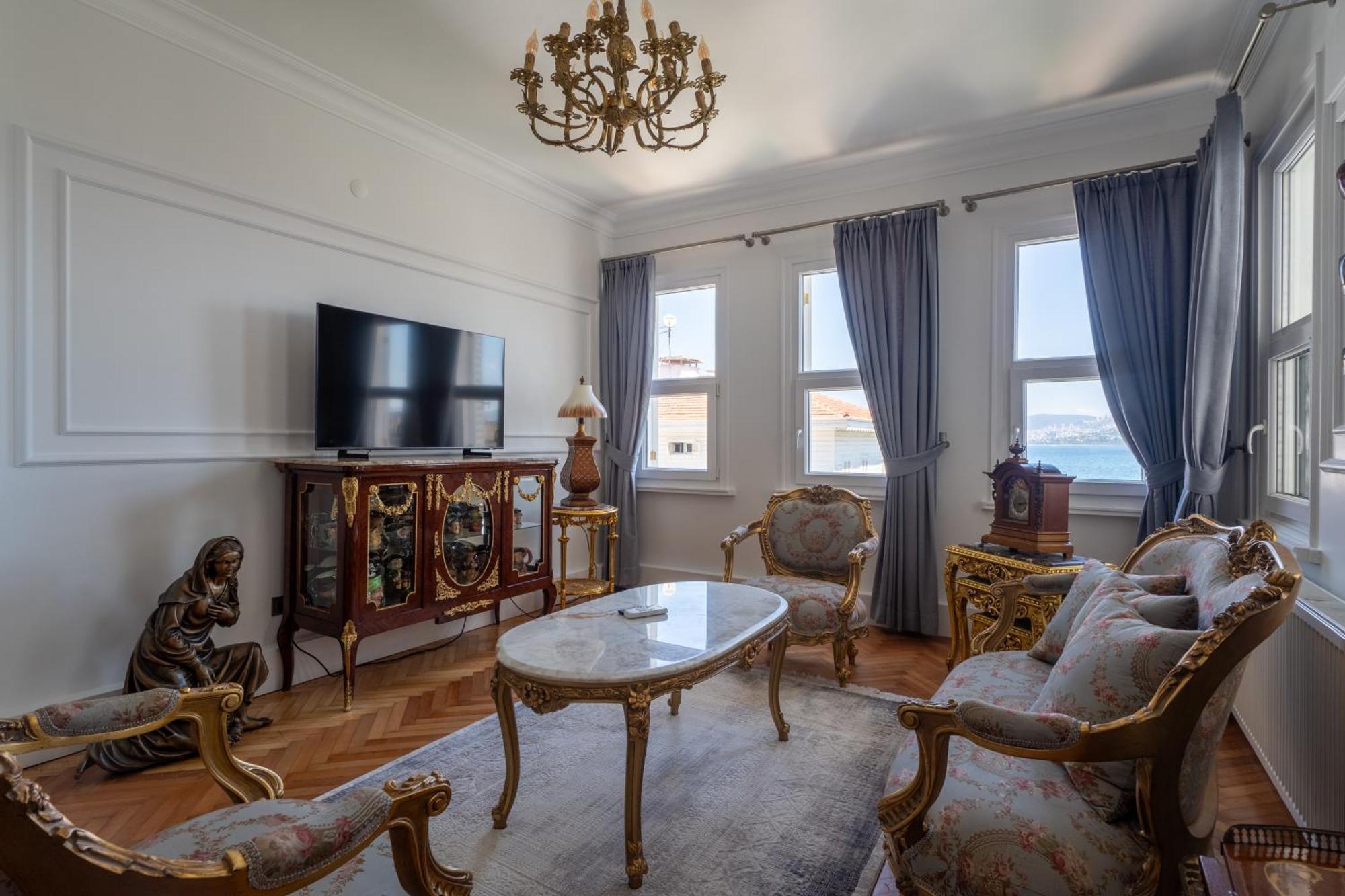 Epic Escape Homes Adalar