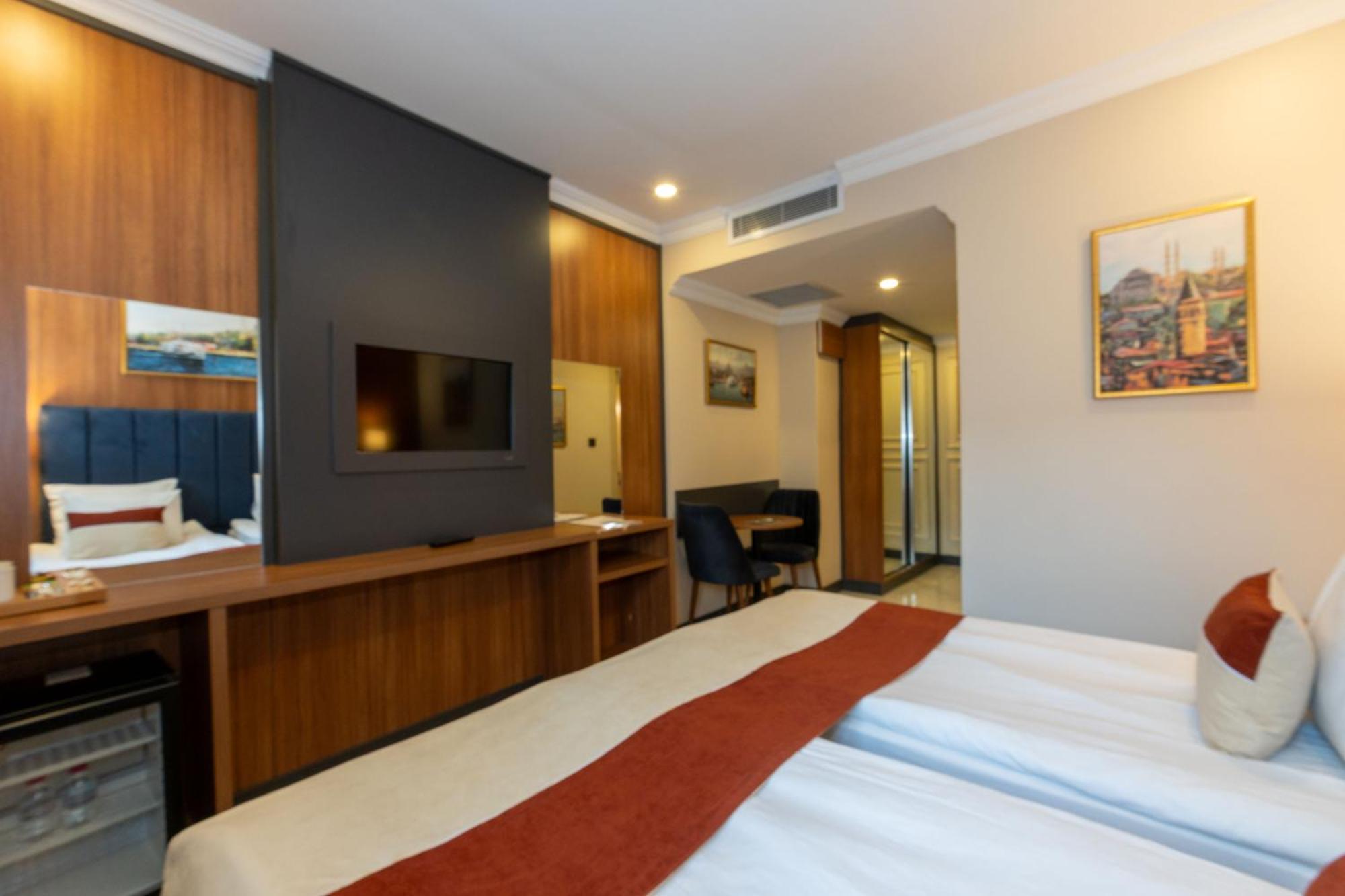 Hotel Harmony &