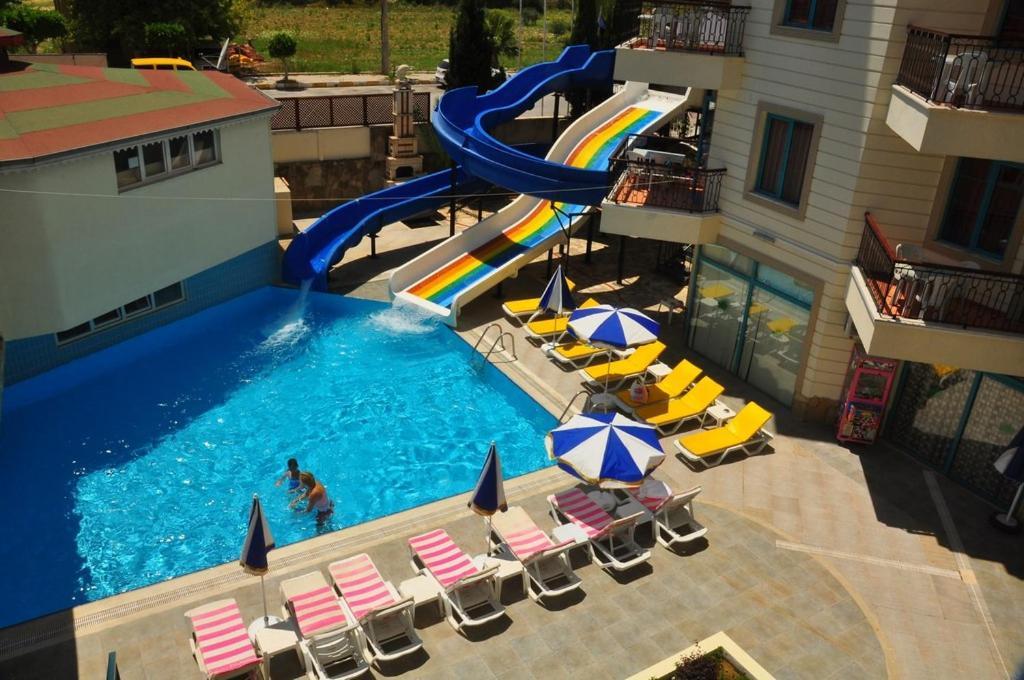 Cinar Family Suite Hotel Side