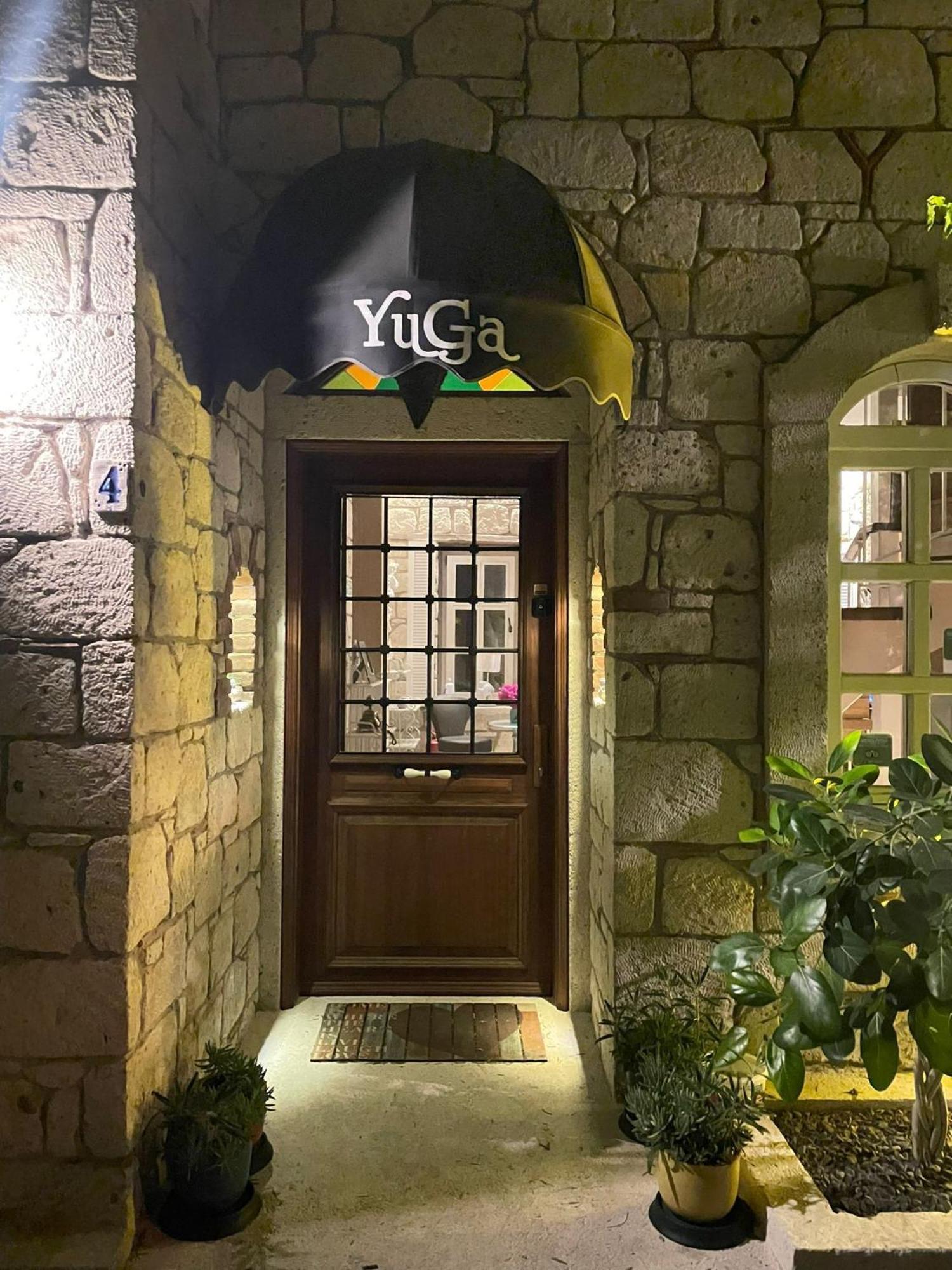 Hotel Yuga