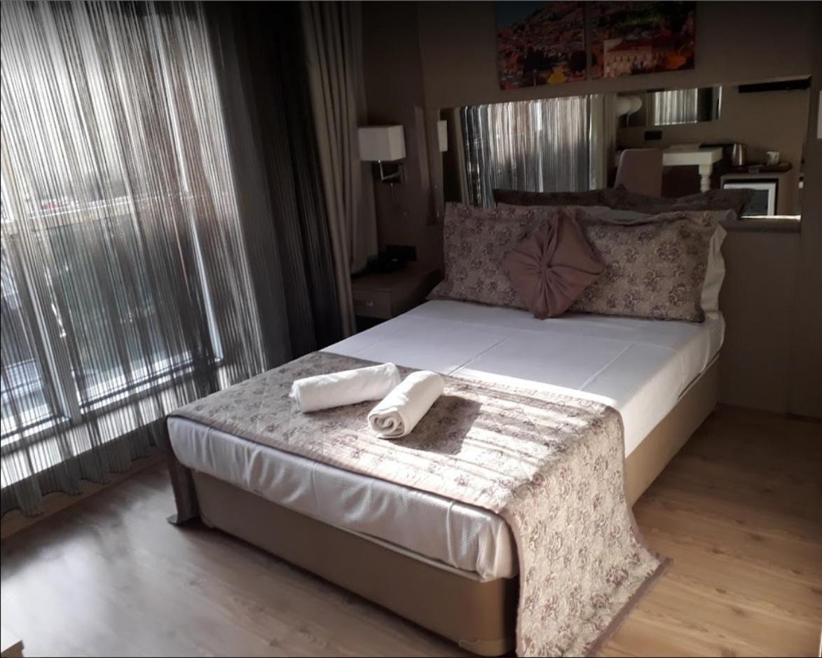 Iz 4* Izmir