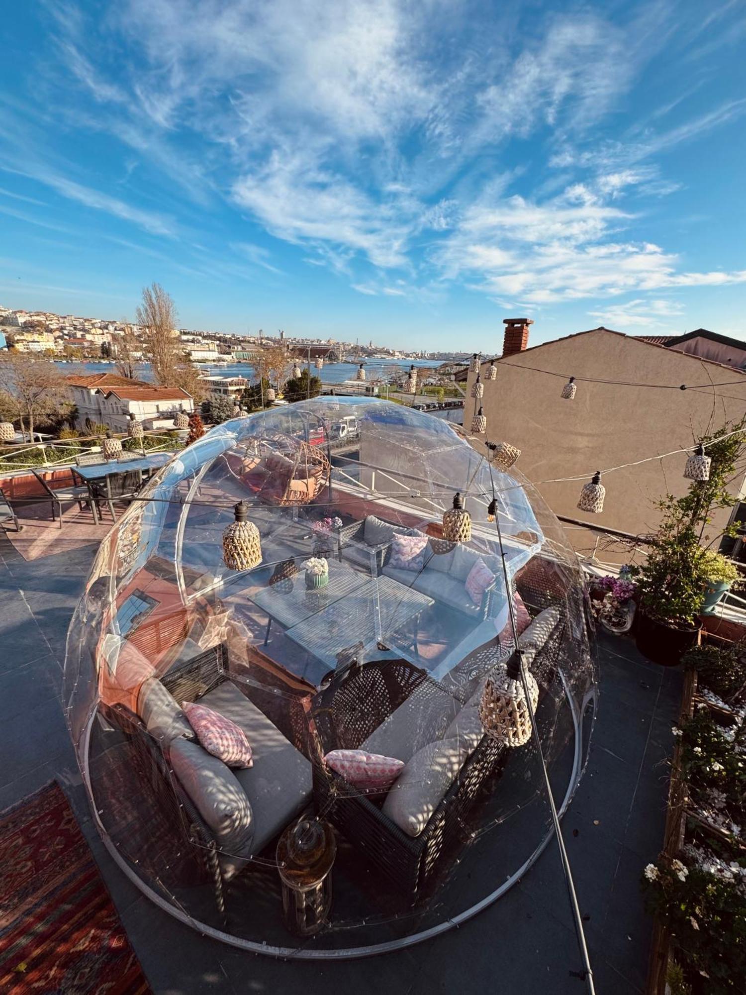 Apartment Waterfront By The Tram - Terrace With Dome & Golden Horn View In Fatih Istanbul