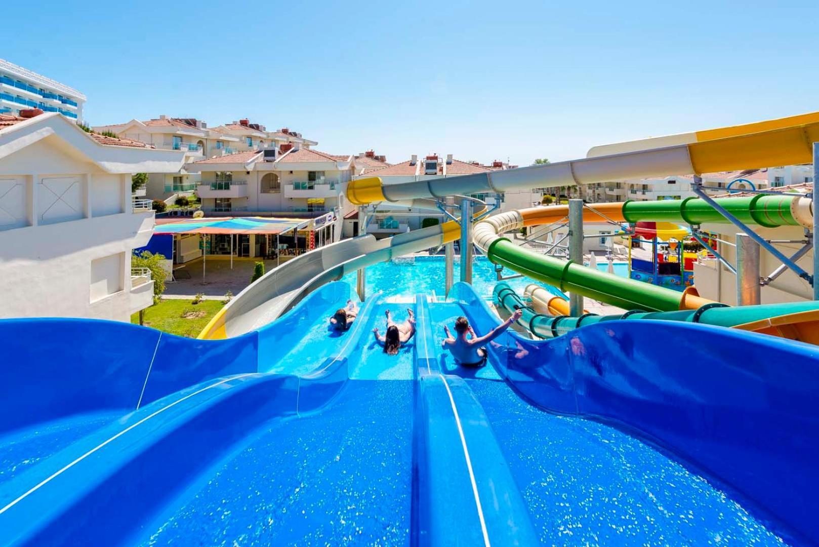 Hotel Dream World Hill Side