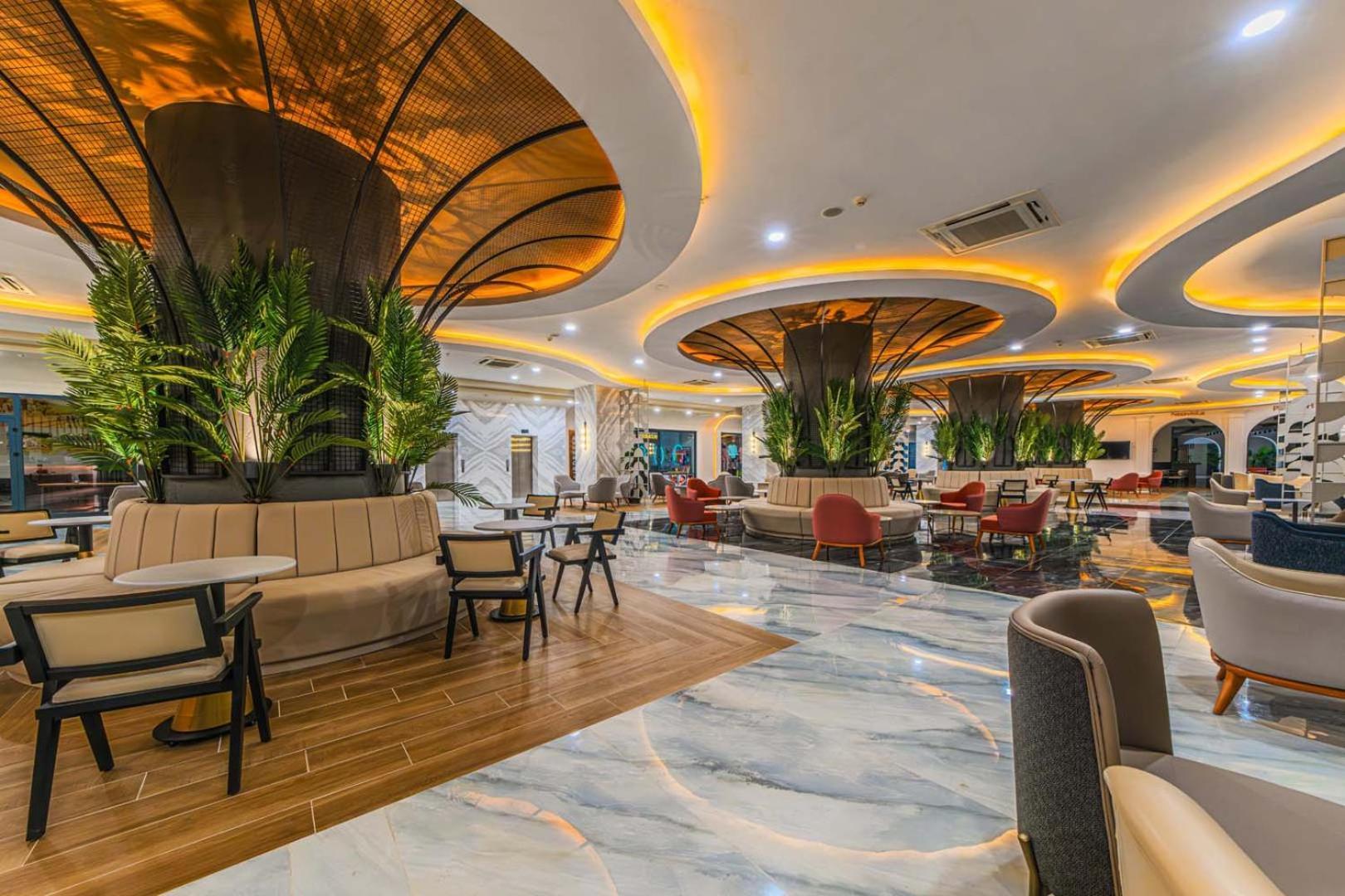 Hotel Dream Fun World