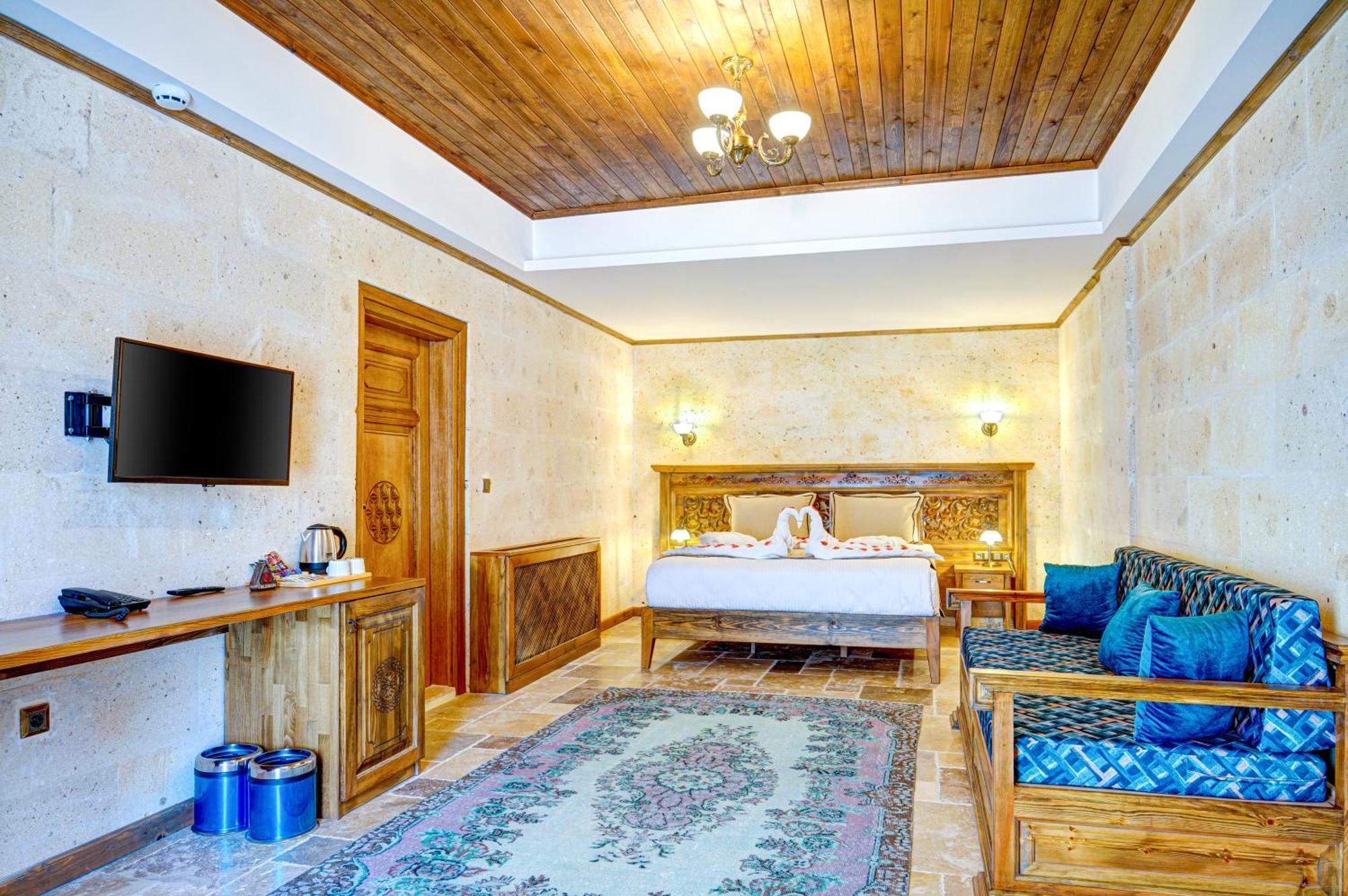 Unique Cappadocia Palace * Goreme
