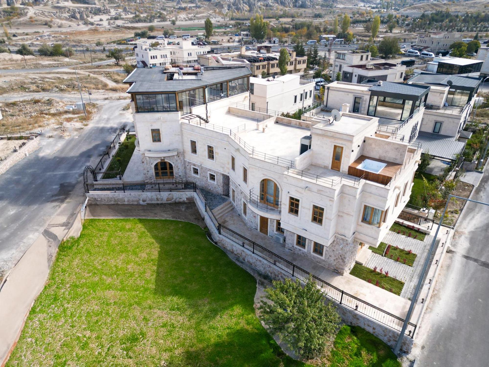 Unique Cappadocia Palace Hotel *