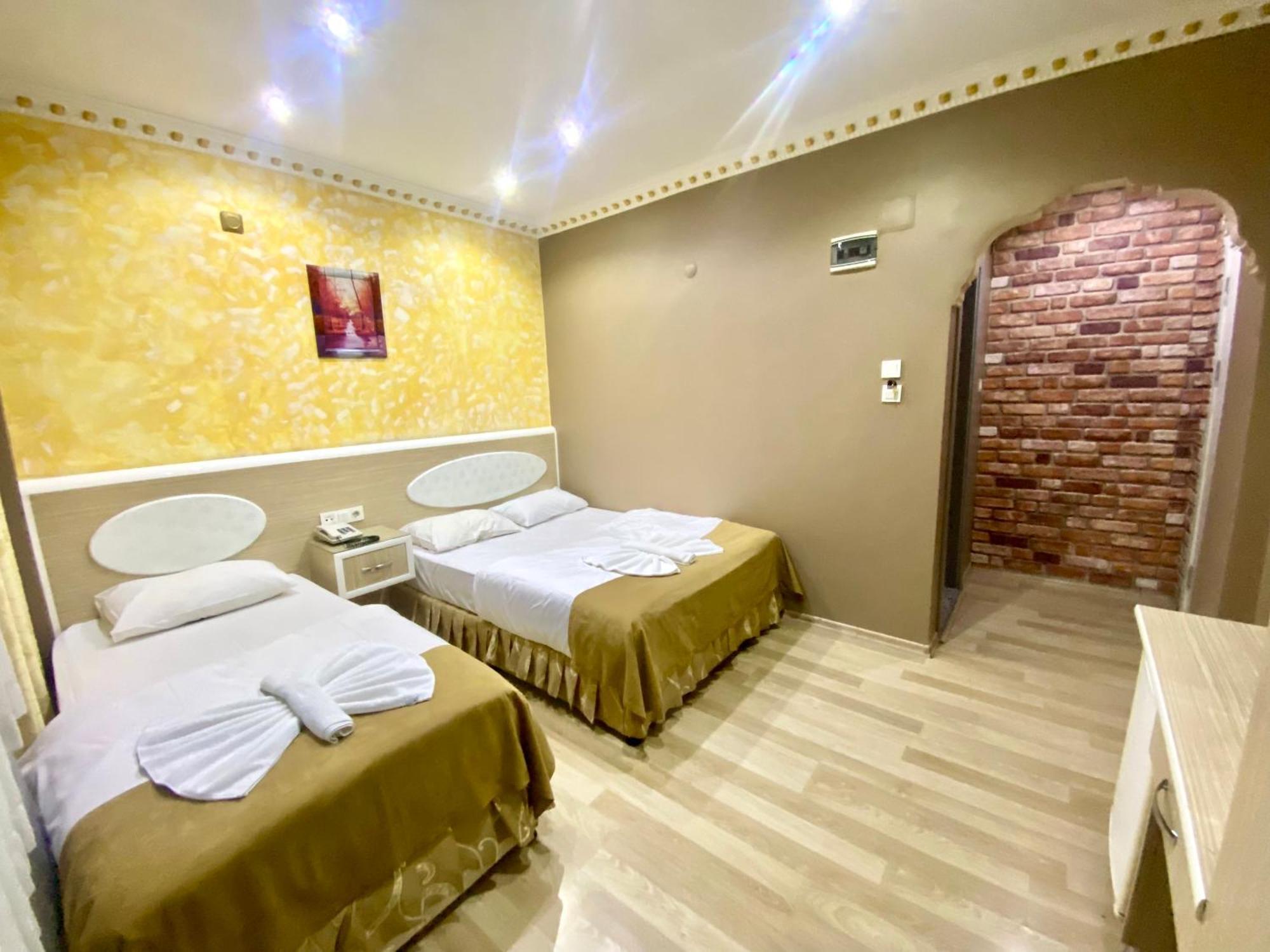 Hotel Grand Oral 3*